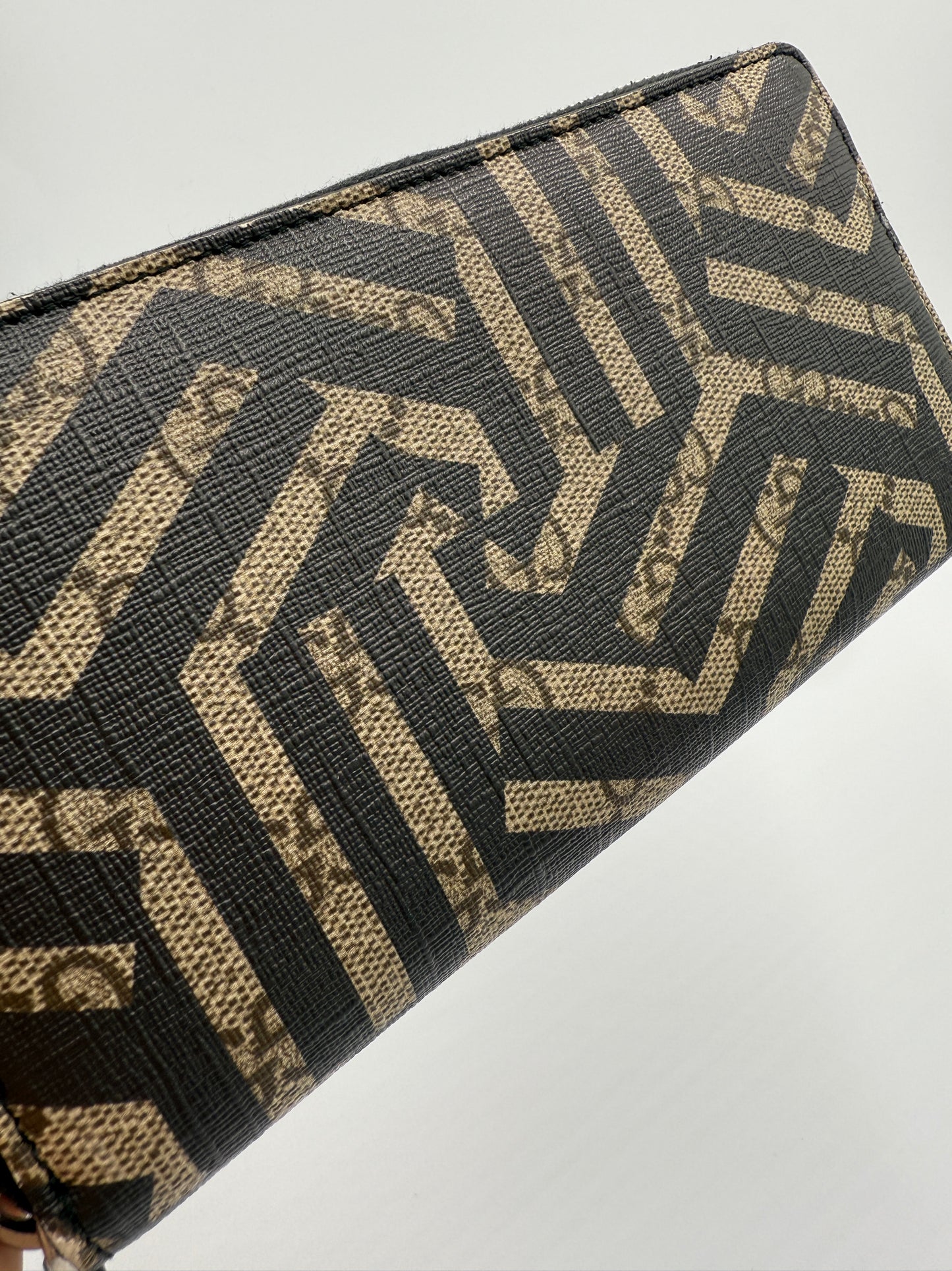 Gucci Supreme Coated Canvas Guccissima Kaleido Zippy Wallet with Box