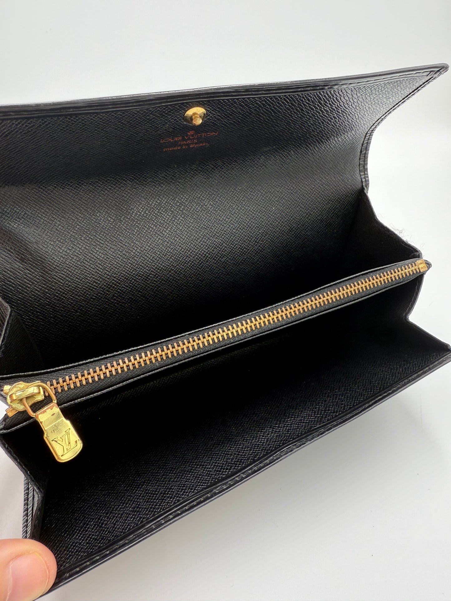 Louis Vuitton Black Epi Leather Sarah Wallet CA0969