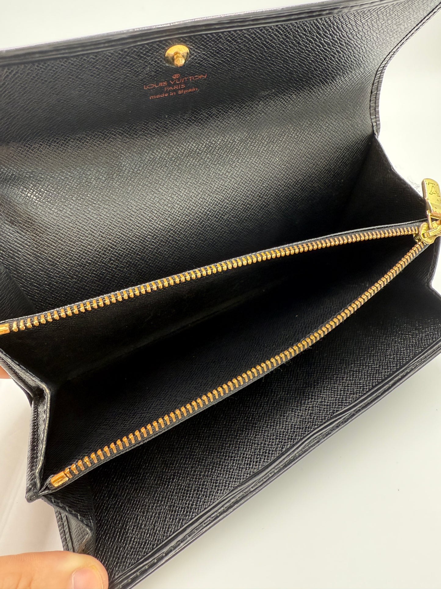 Louis Vuitton Black Epi Leather Sarah Wallet CA0969