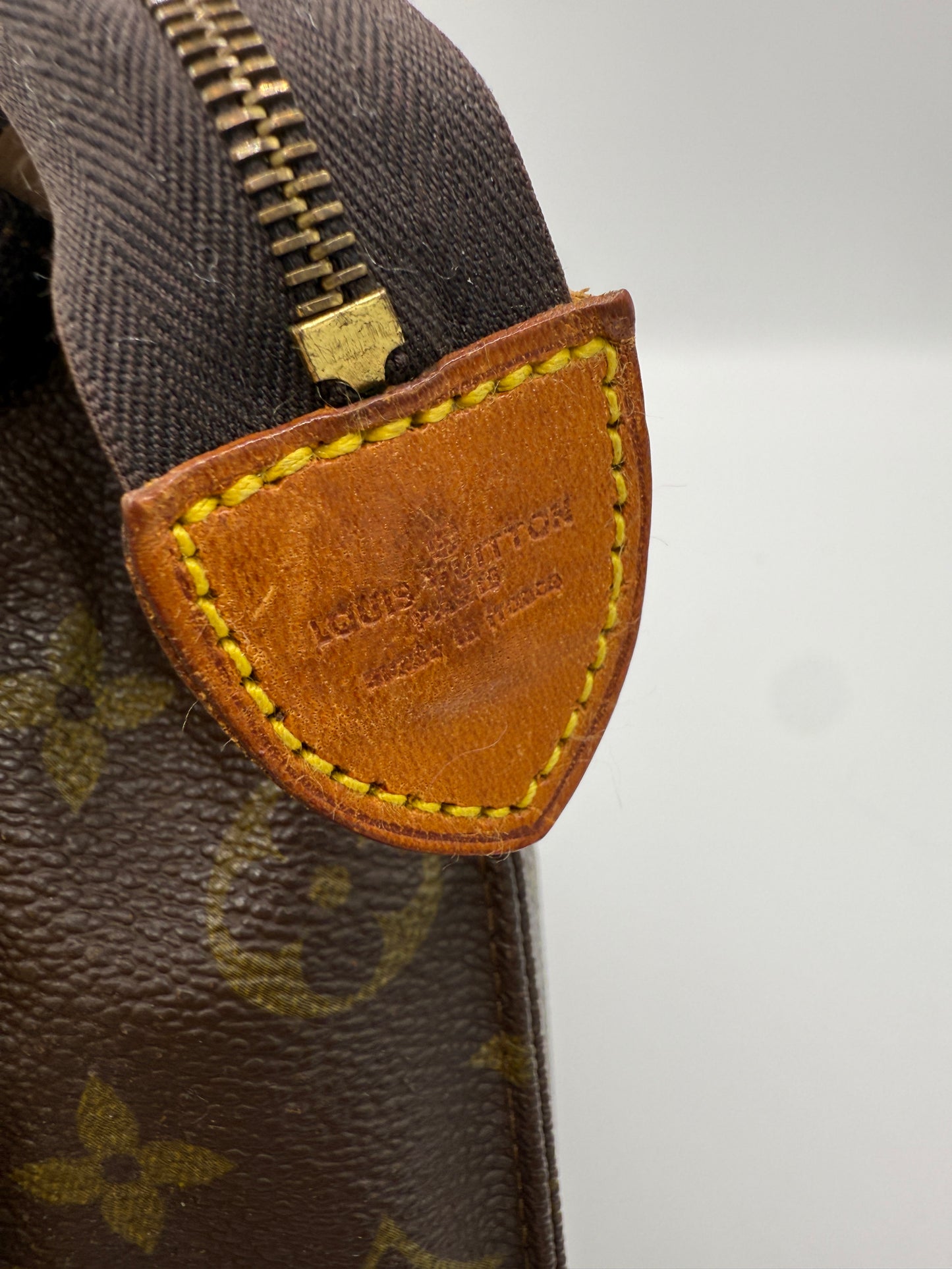 Louis Vuitton Monogram Coated Canvas Toiletry Pouch 26 cm 843