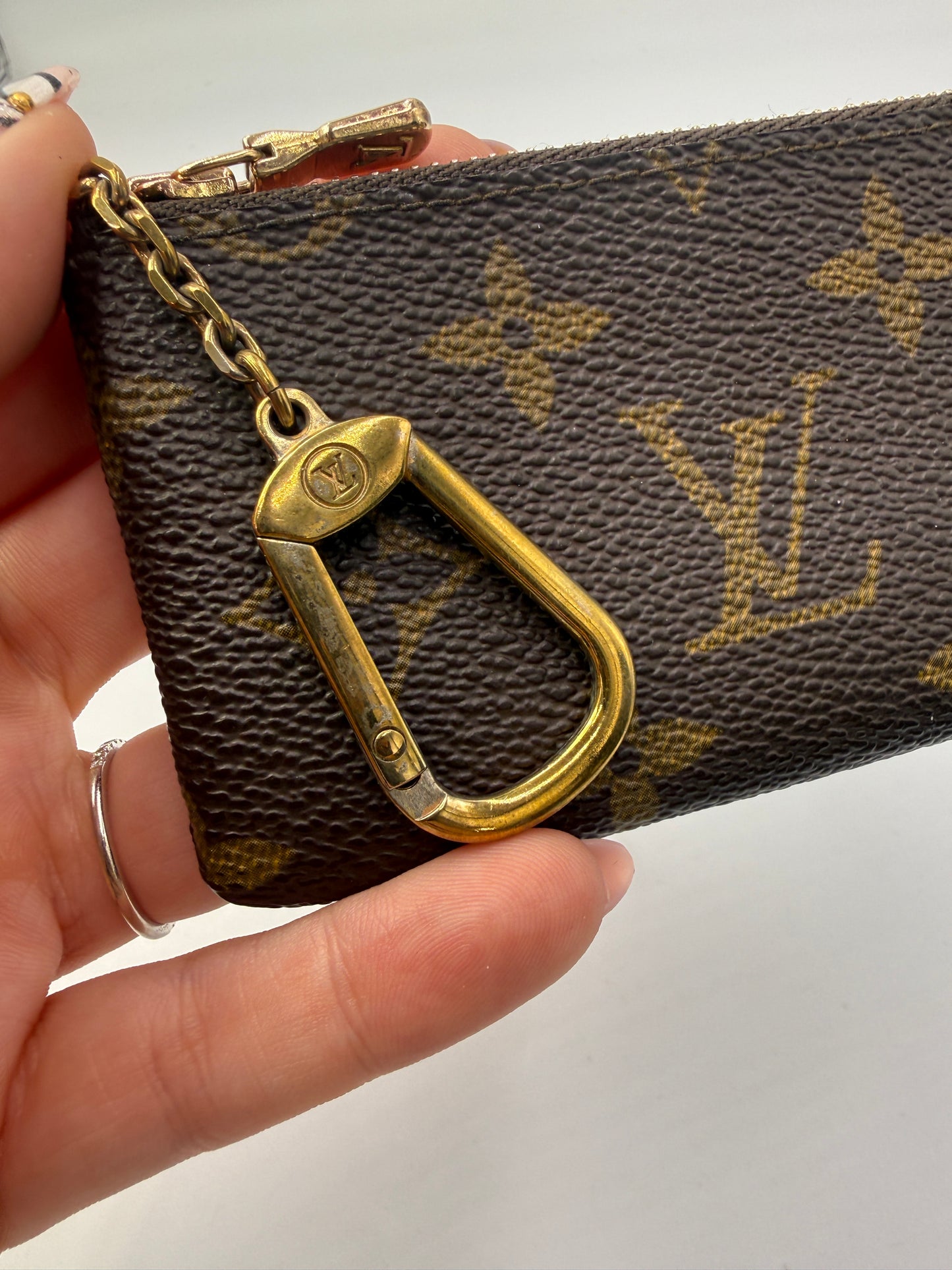 Louis Vuitton Monogram Coated Canvas Key Cles 882ET