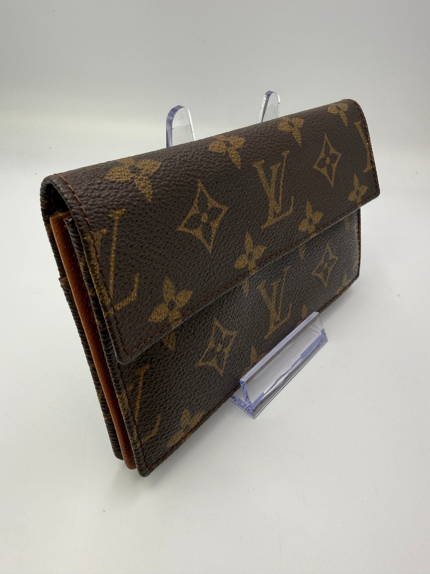 Louis Vuitton Monogram French Purse Wallet with Unbranded Chain 853