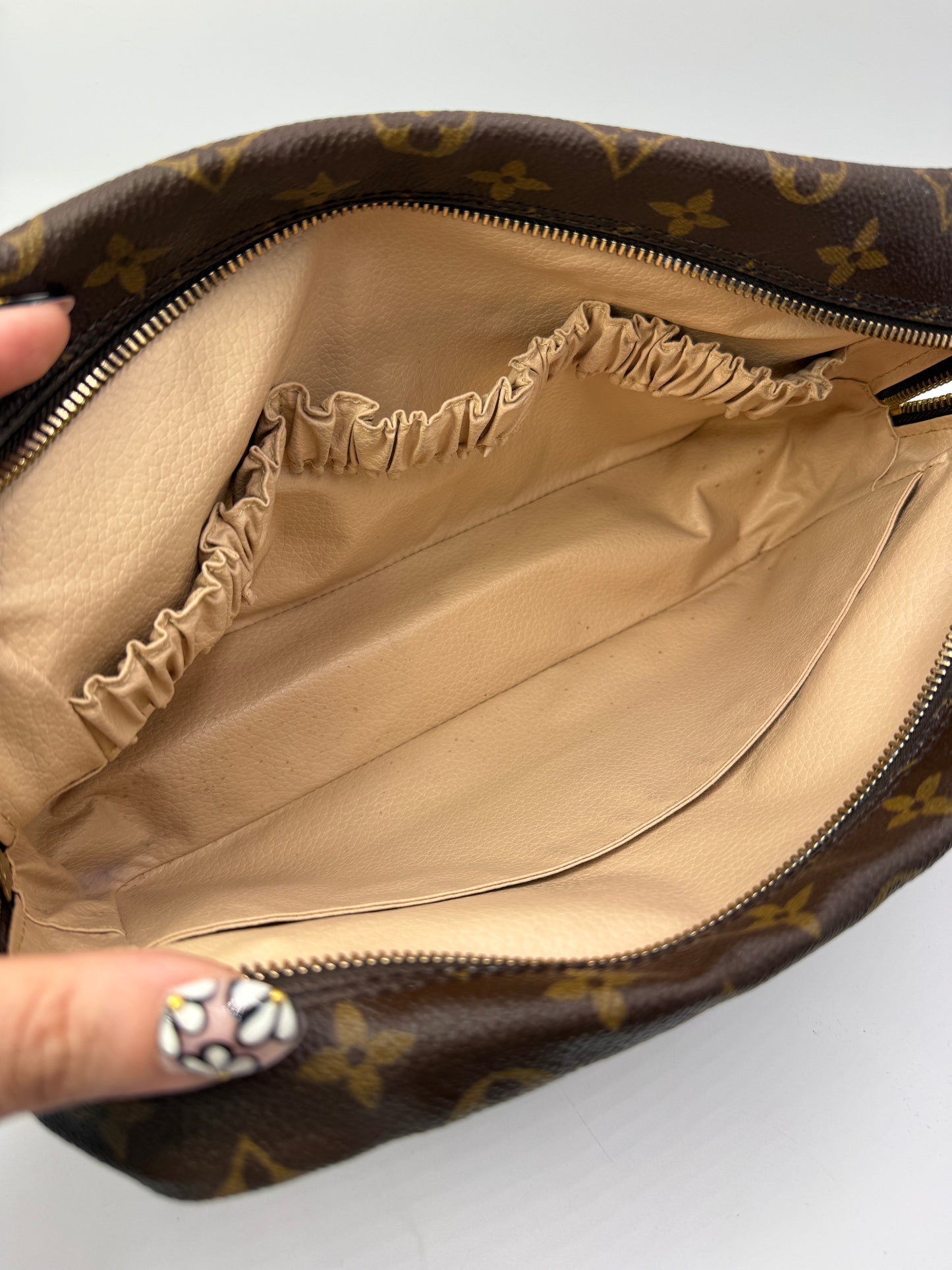 Louis Vuitton Monogram Coated Canvas Toiletry 28 cm 881TH