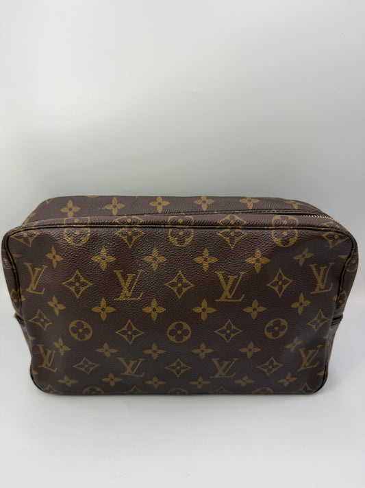Louis Vuitton Monogram Coated Canvas Toiletry 28 cm 881TH