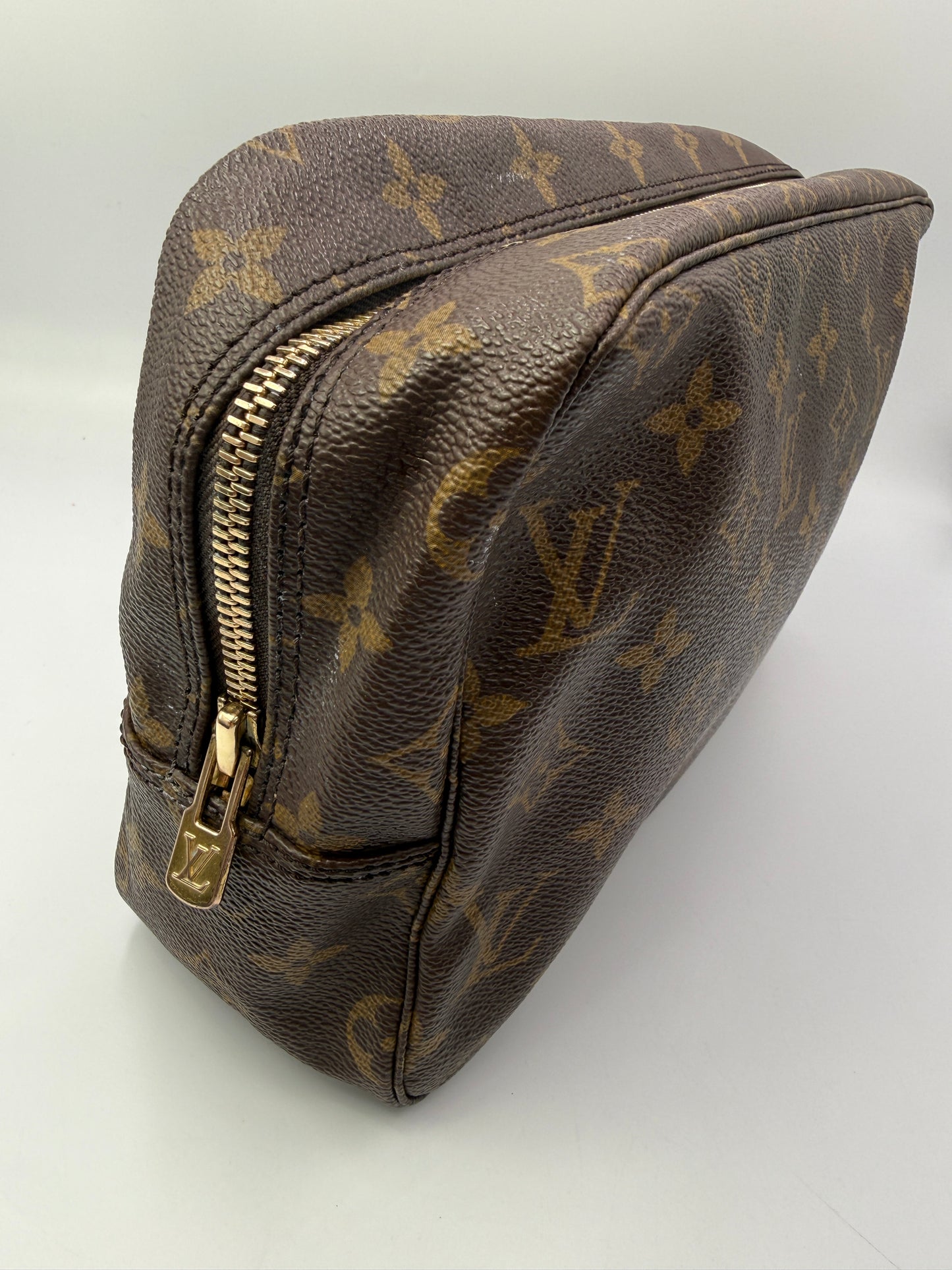 Louis Vuitton Monogram Coated Canvas Toiletry 28 cm 881TH