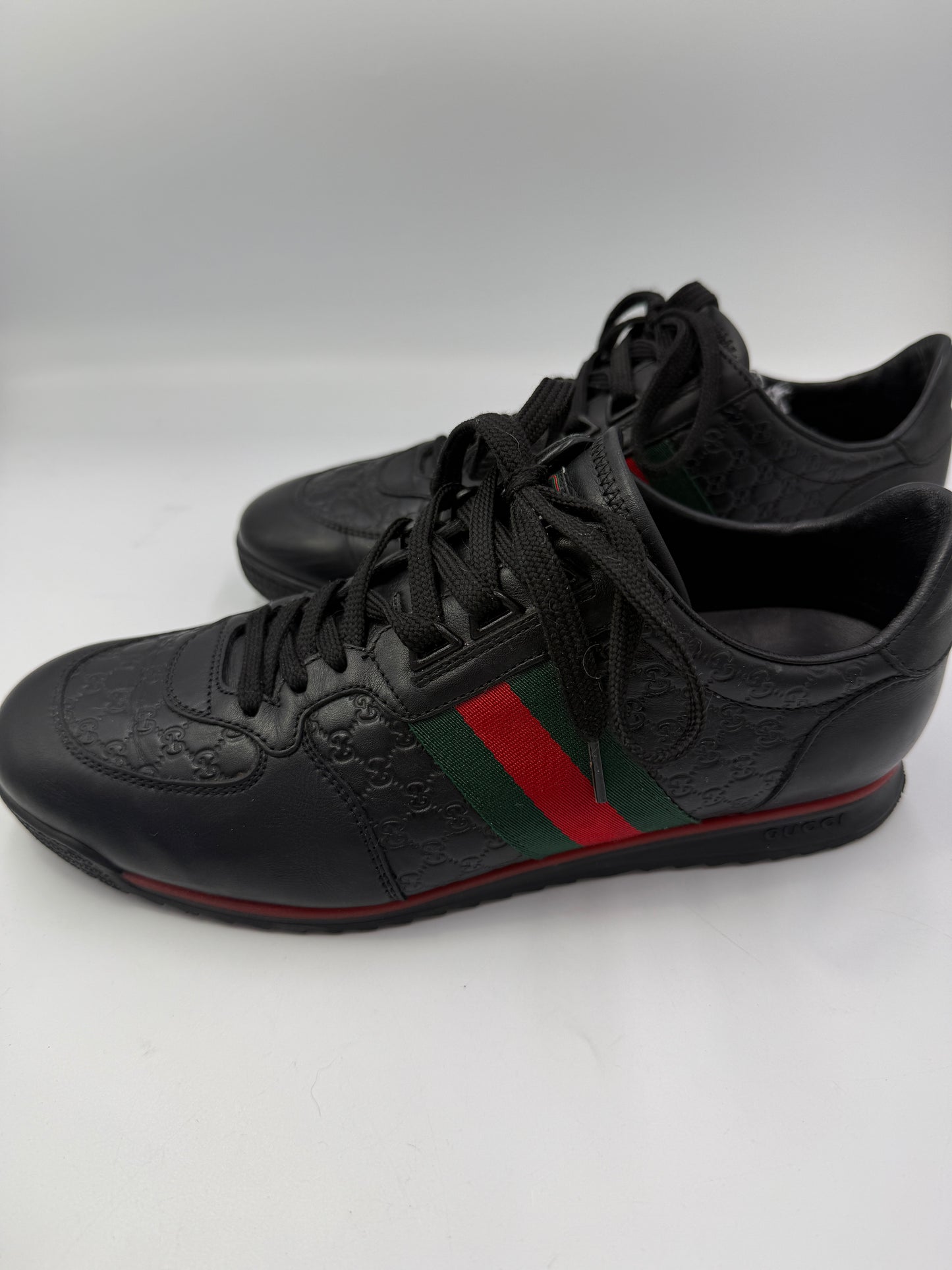 Gucci Men’s Guccissma Supreme Leather Sneakers Size 7
