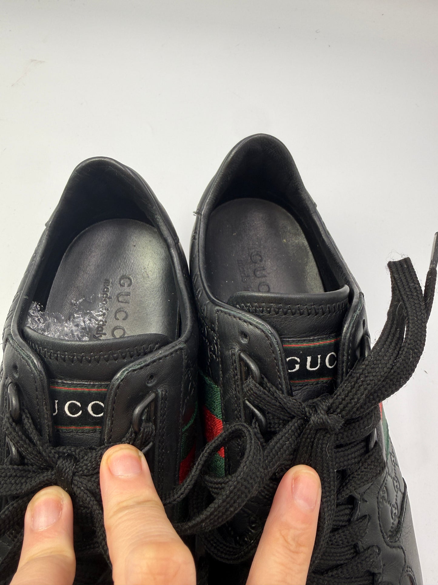Gucci Men’s Guccissma Supreme Leather Sneakers Size 7