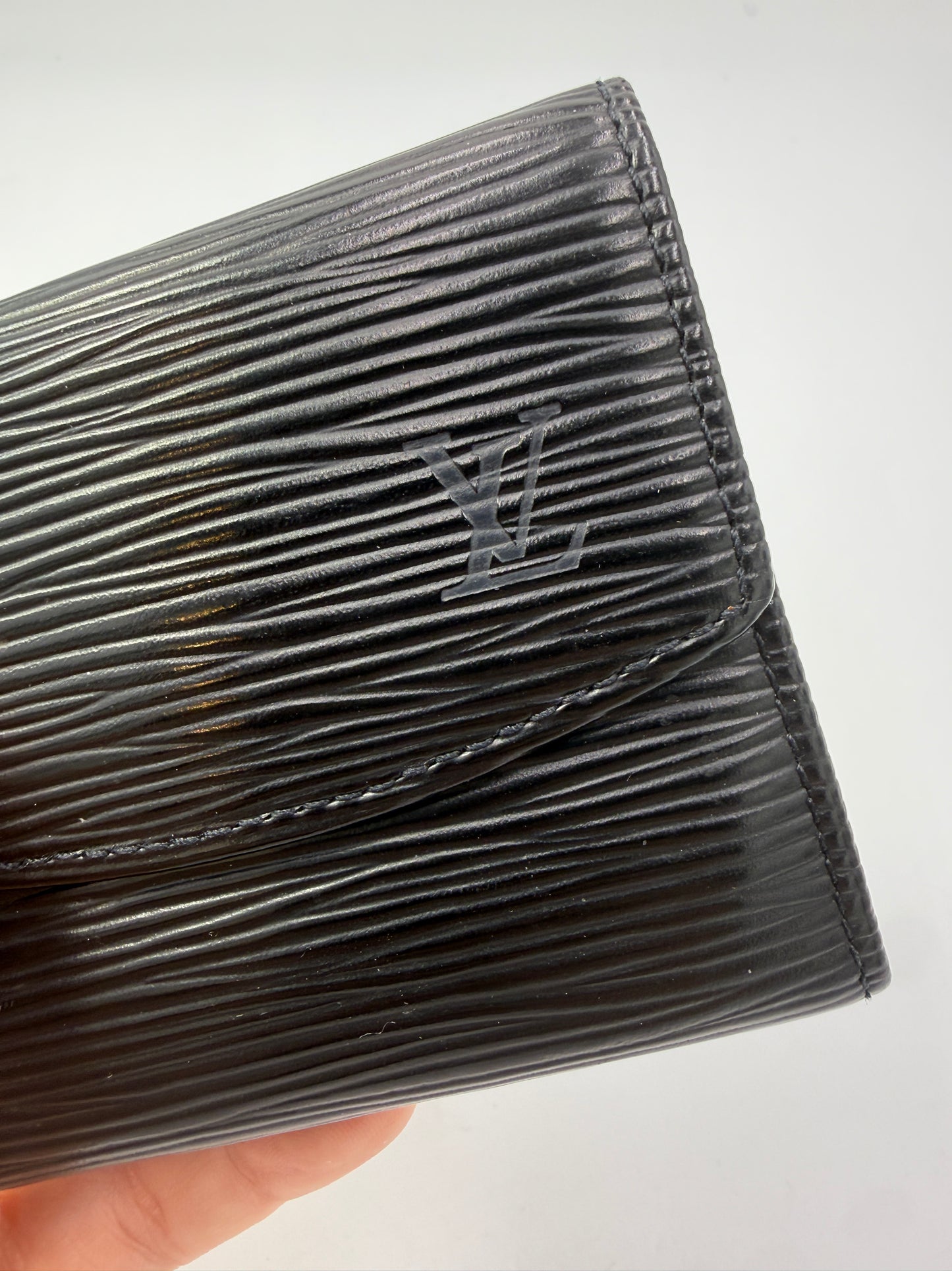RESERVED FOR BUBBLES Louis Vuitton Black Epi Leather Compact Wallet CA1000