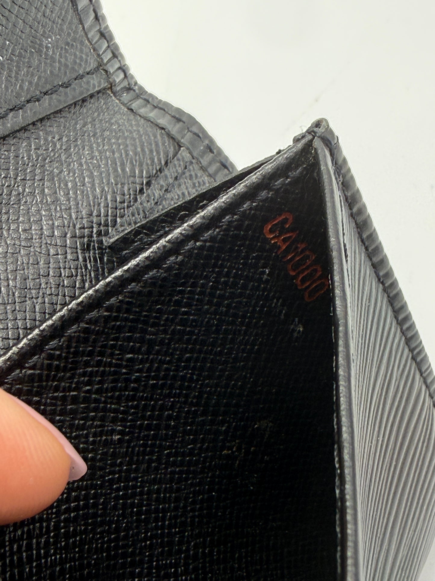 RESERVED FOR BUBBLES Louis Vuitton Black Epi Leather Compact Wallet CA1000
