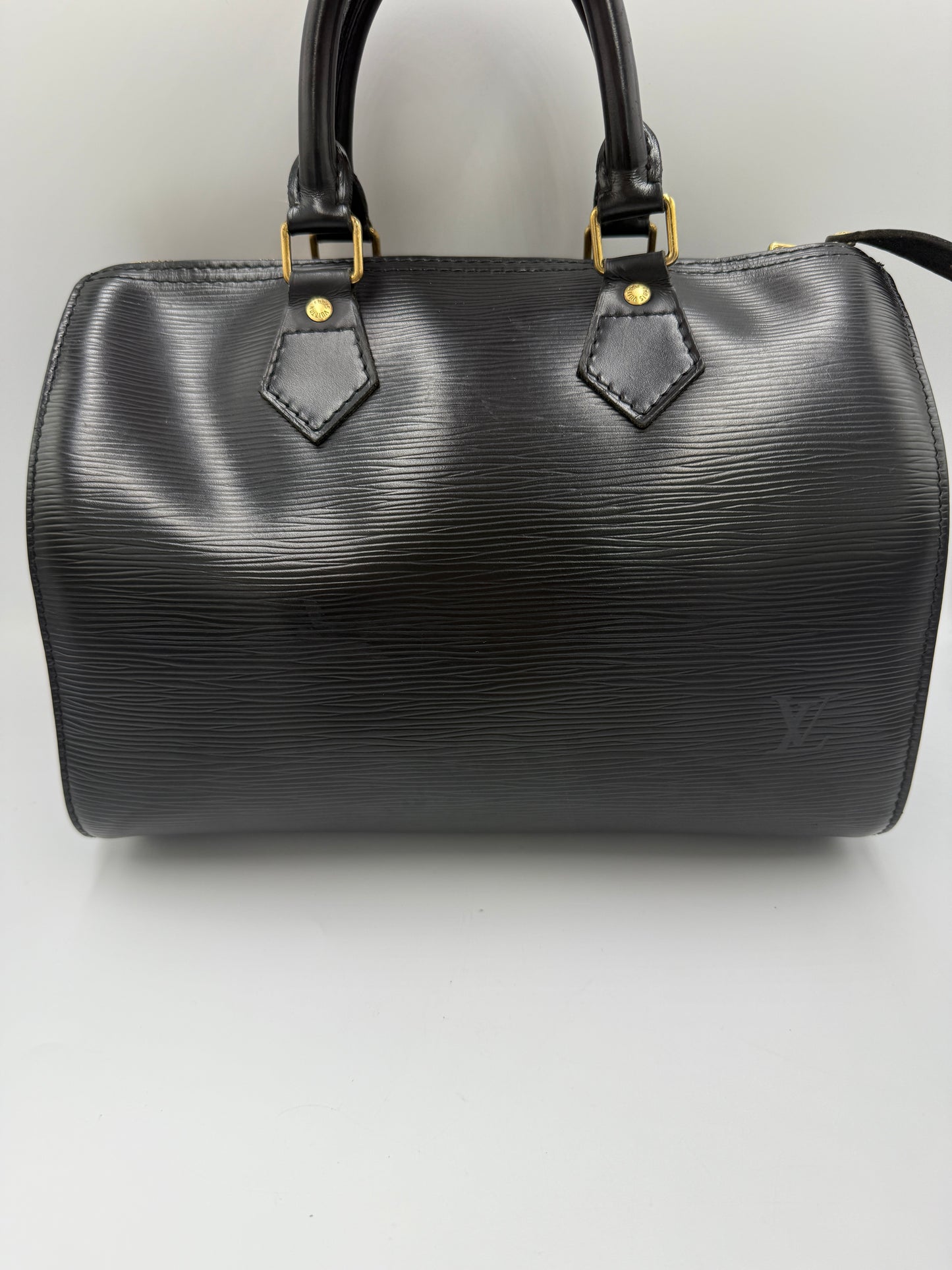 Louis Vuitton Speedy 25 Black Epi Leather VI0943