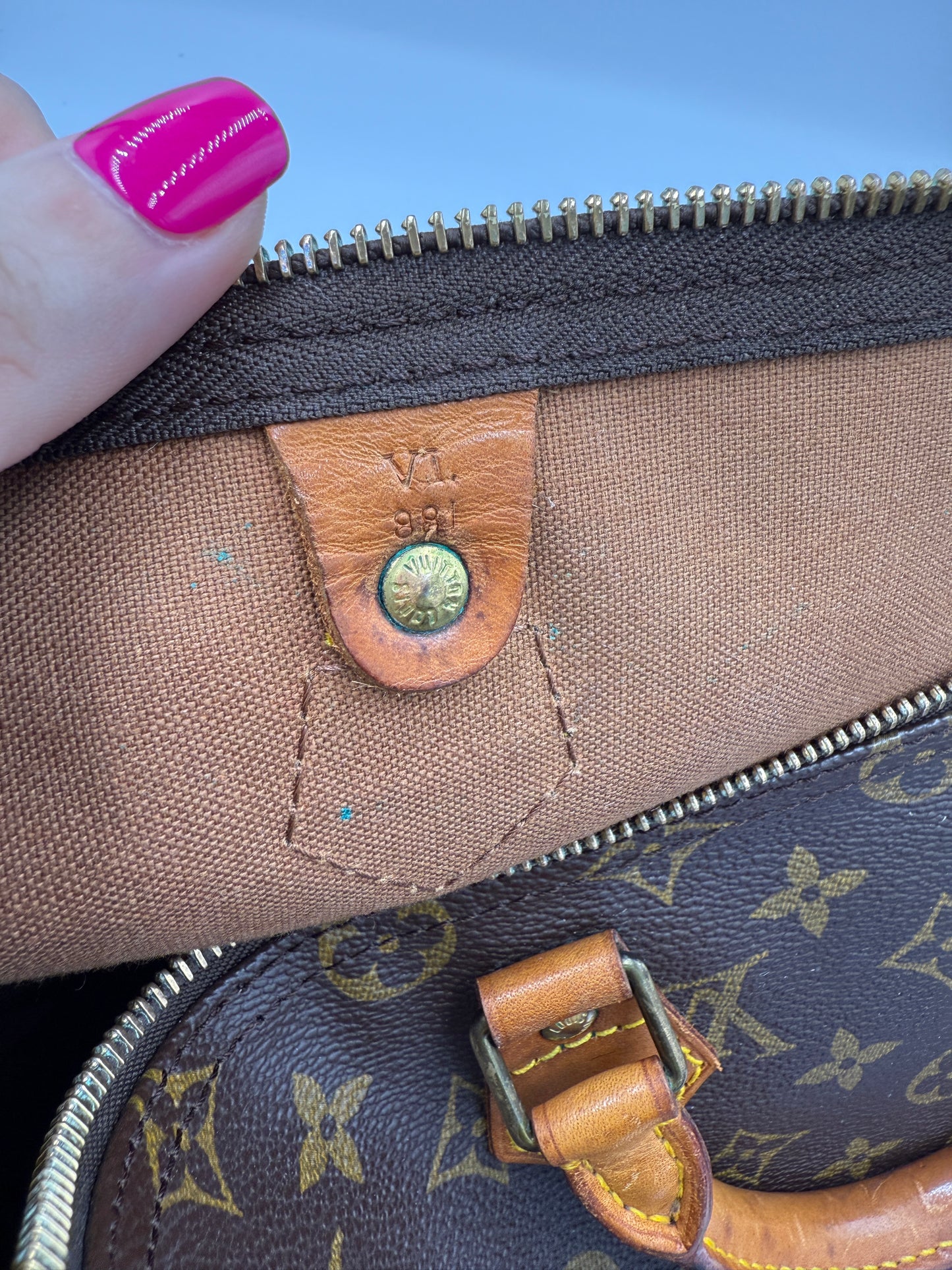 Louis Vuitton Monogram Coated Canvas Speedy 30 VI881