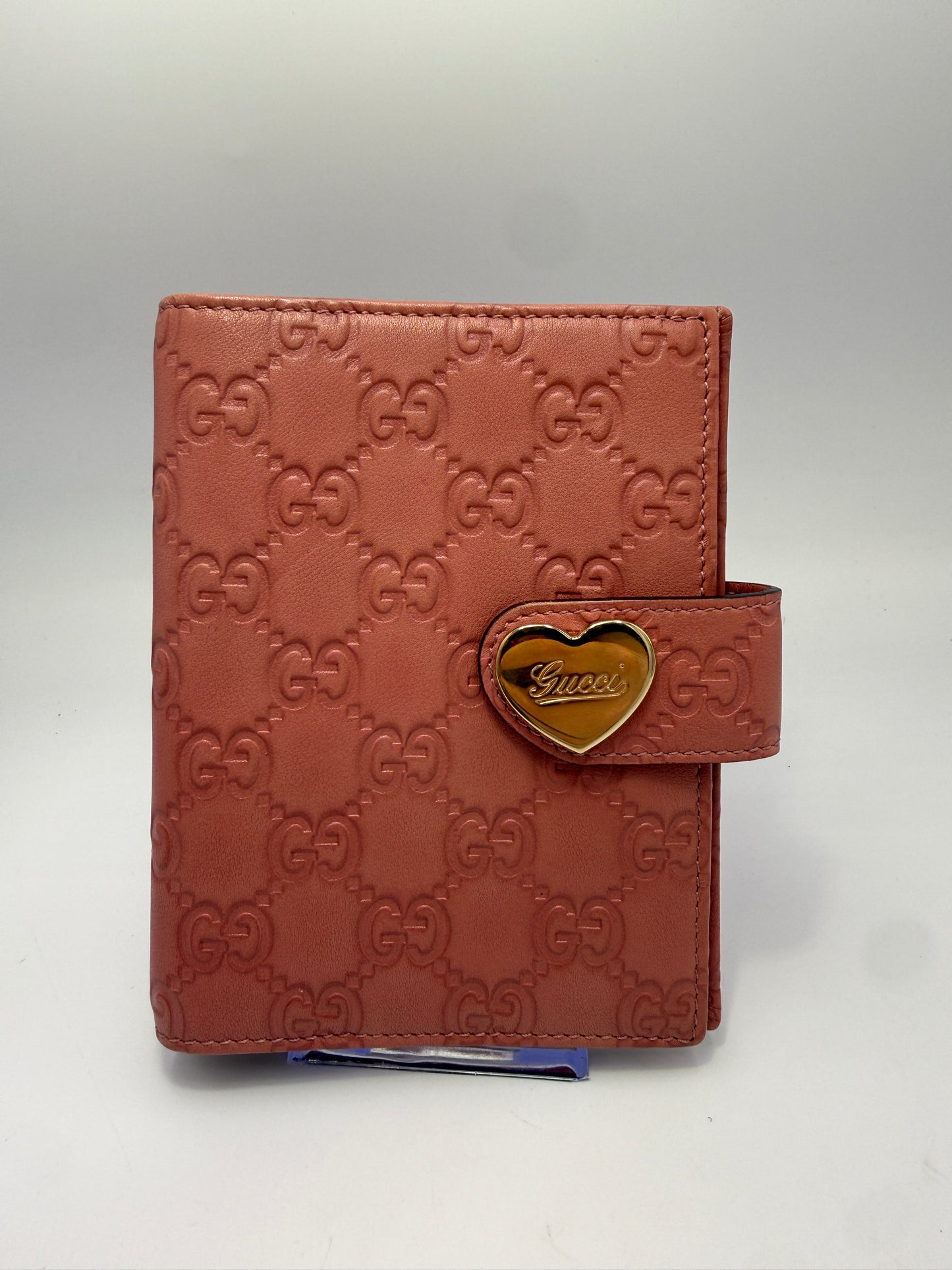 Gucci Guccissima Rose Pink Agenda Cover PM or Passport Holder with Heart Snap