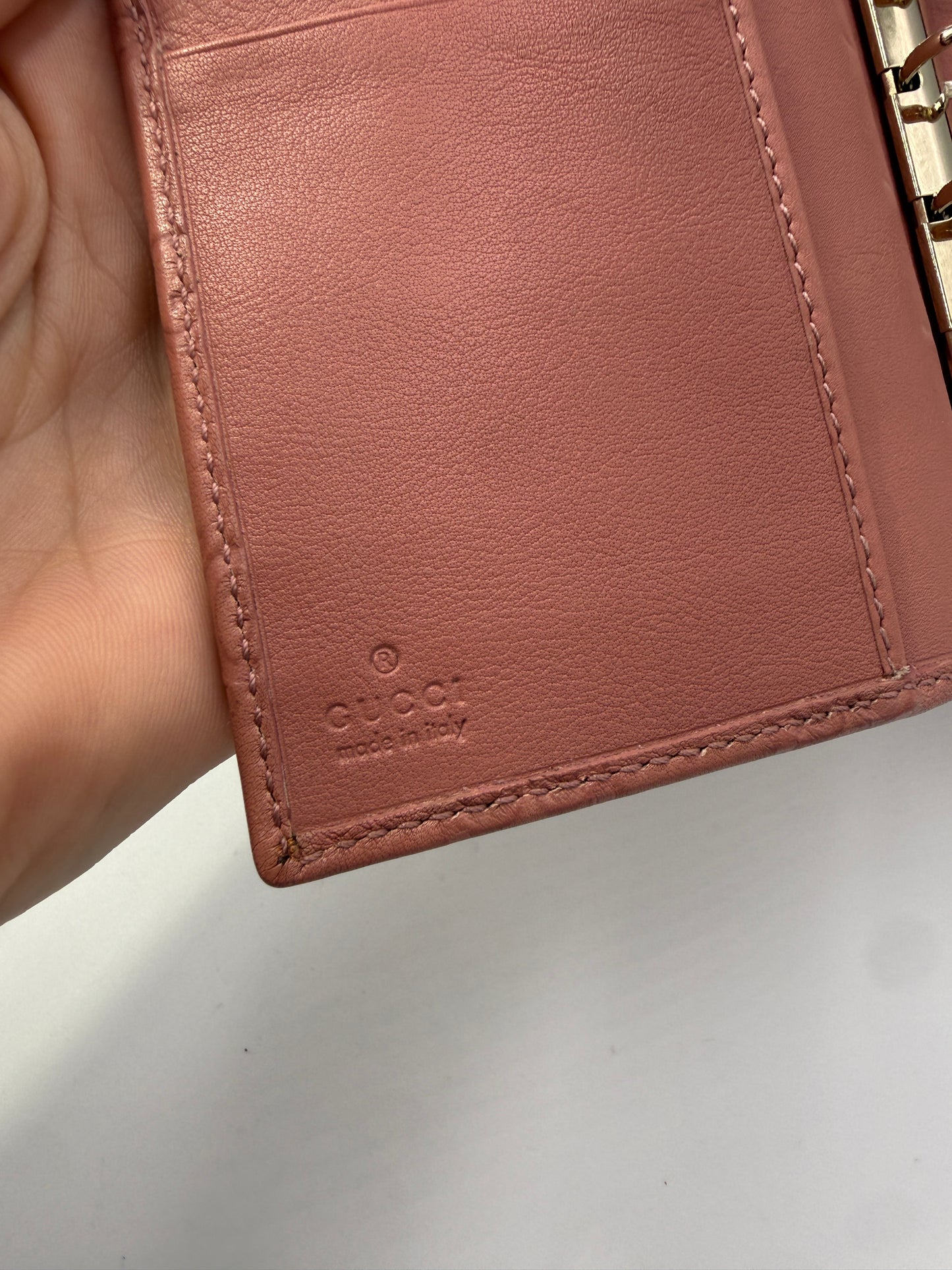 Gucci Guccissima Rose Pink Agenda Cover PM or Passport Holder with Heart Snap