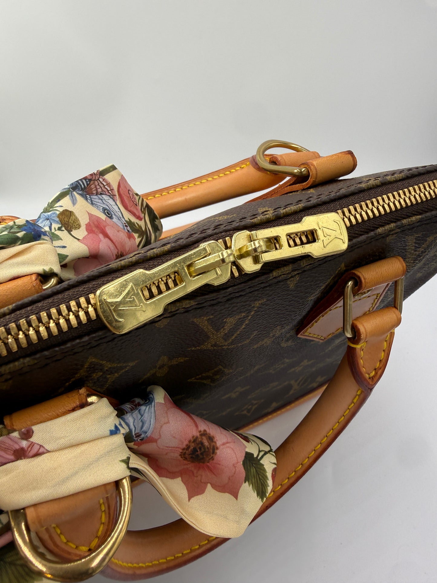 Louis Vuitton Monogram Coated Canvas Alma PM VI1914