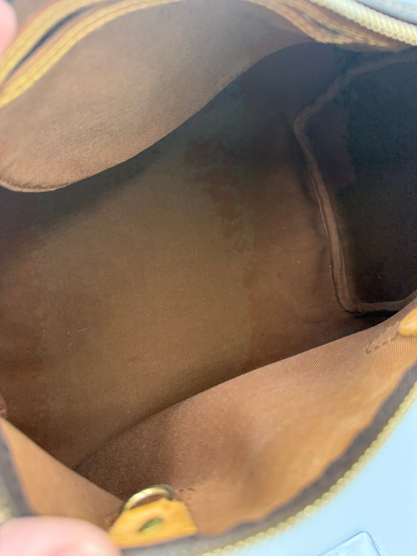 Louis Vuitton Monogram Coated Canvas Speedy 30 cm TH0042