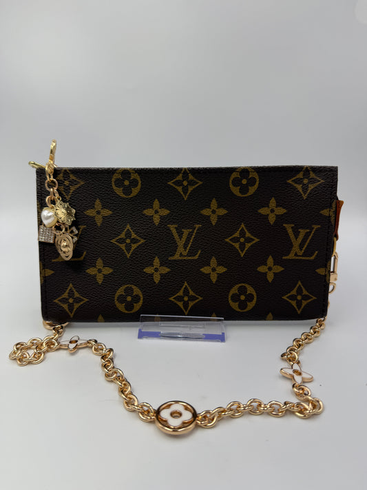 Louis Vuitton Toiletry 19 with Unbranded Crossbody Chain and Charm FL1001