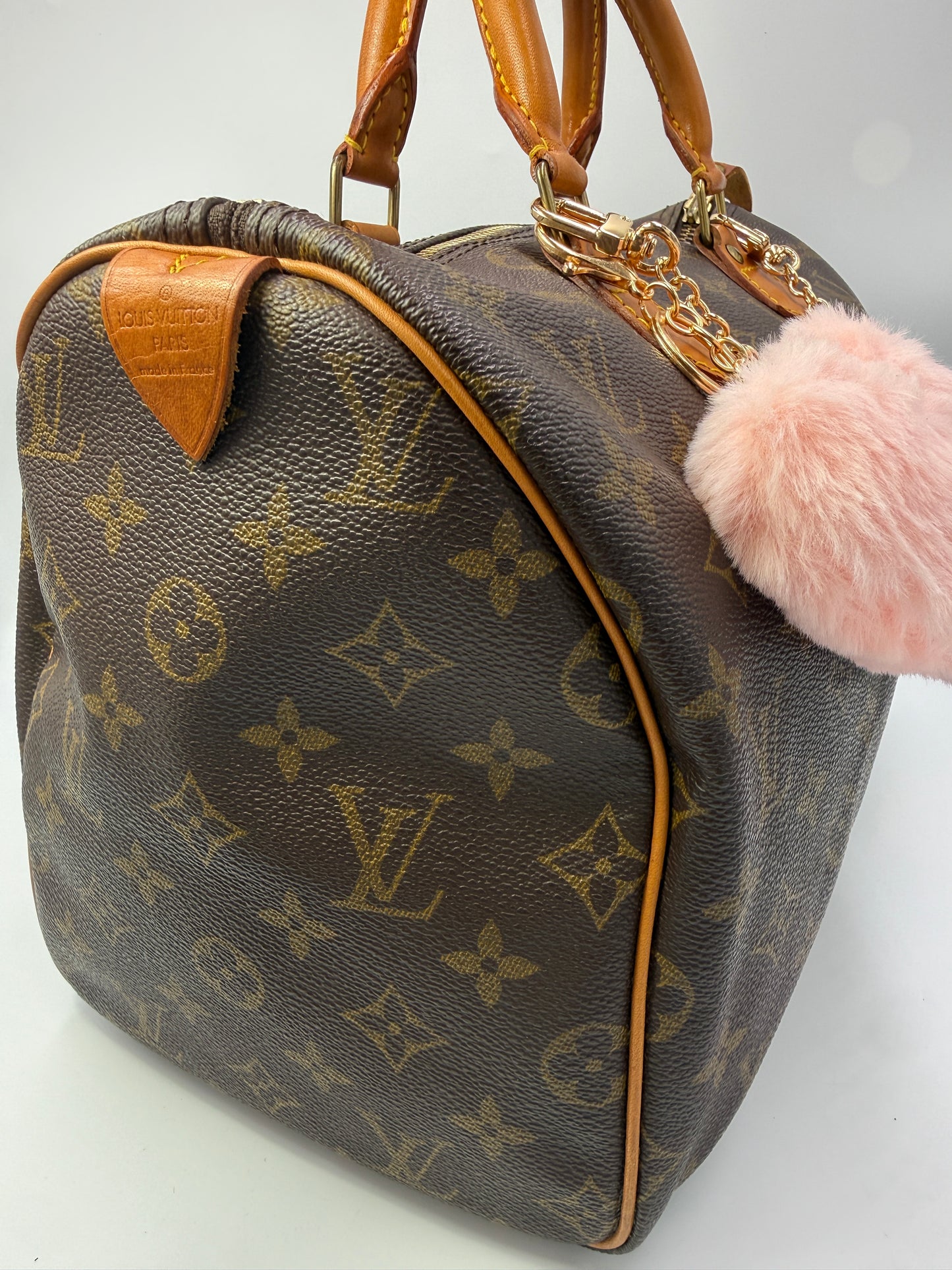 Louis Vuitton Monogram Speedy 30 with Unbranded Charm VI0972