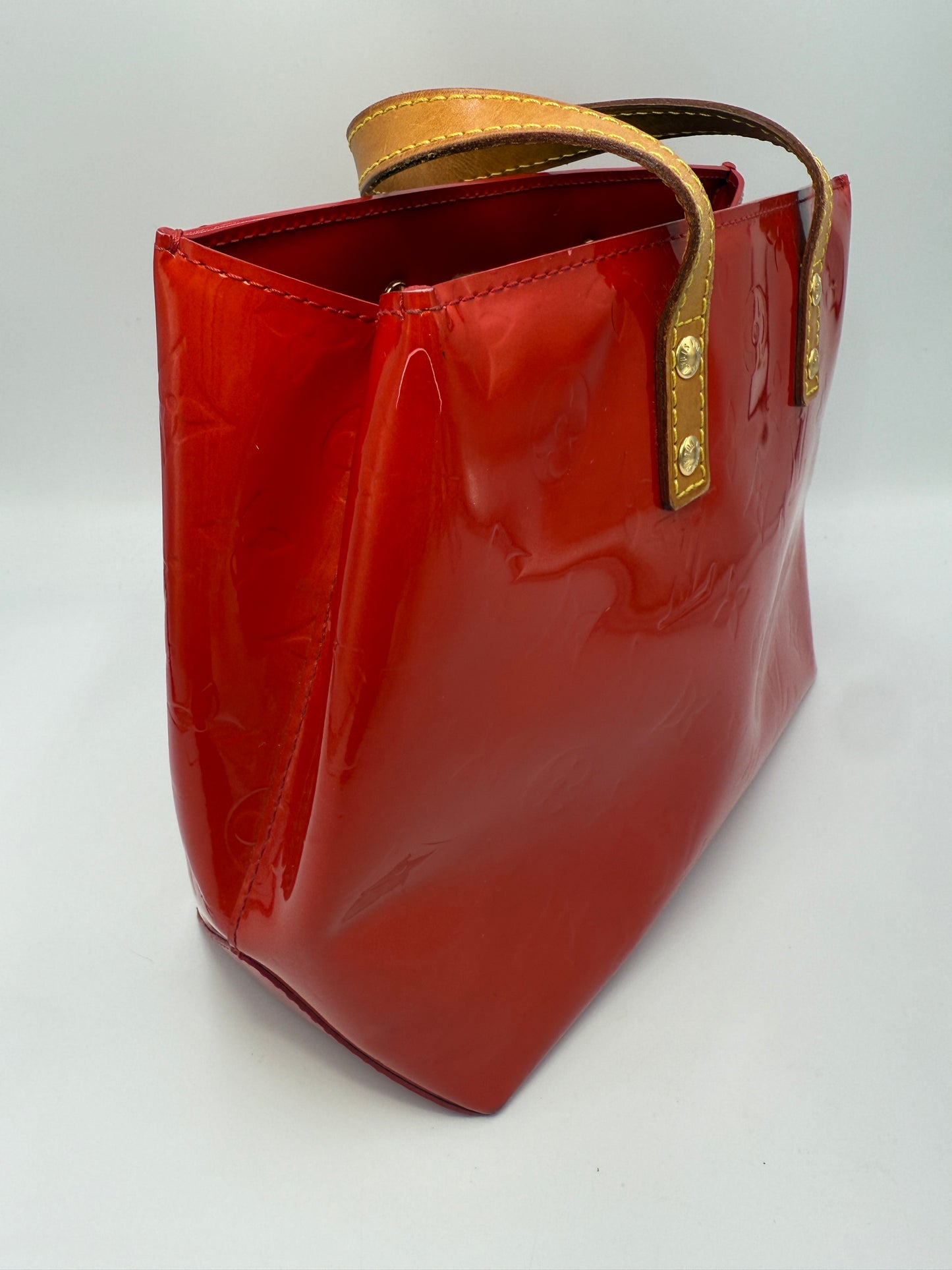 Louis Vuitton Tomato Red Vernis Reade PM TH1004