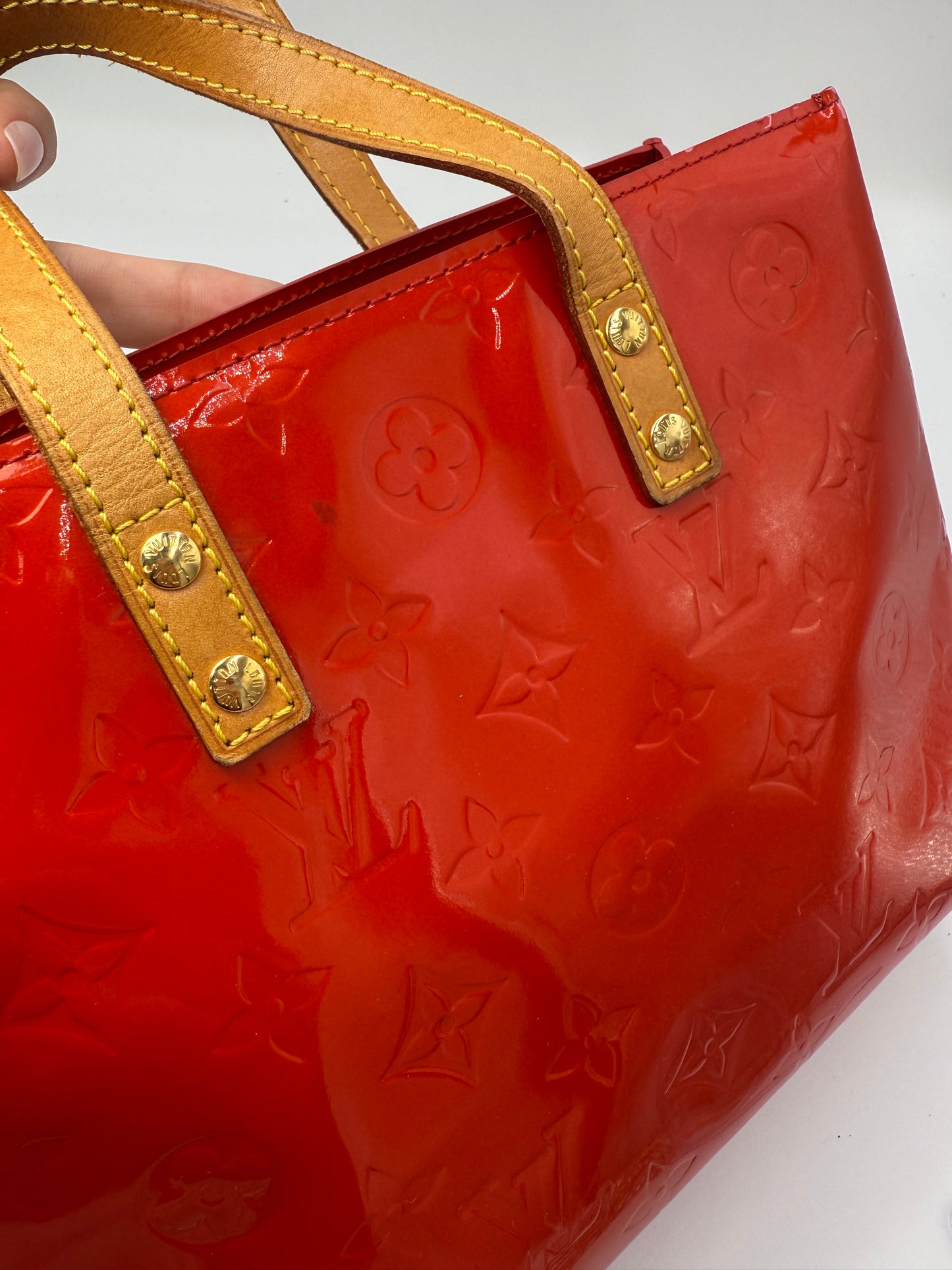 Louis Vuitton Tomato Red Vernis Reade PM TH1004