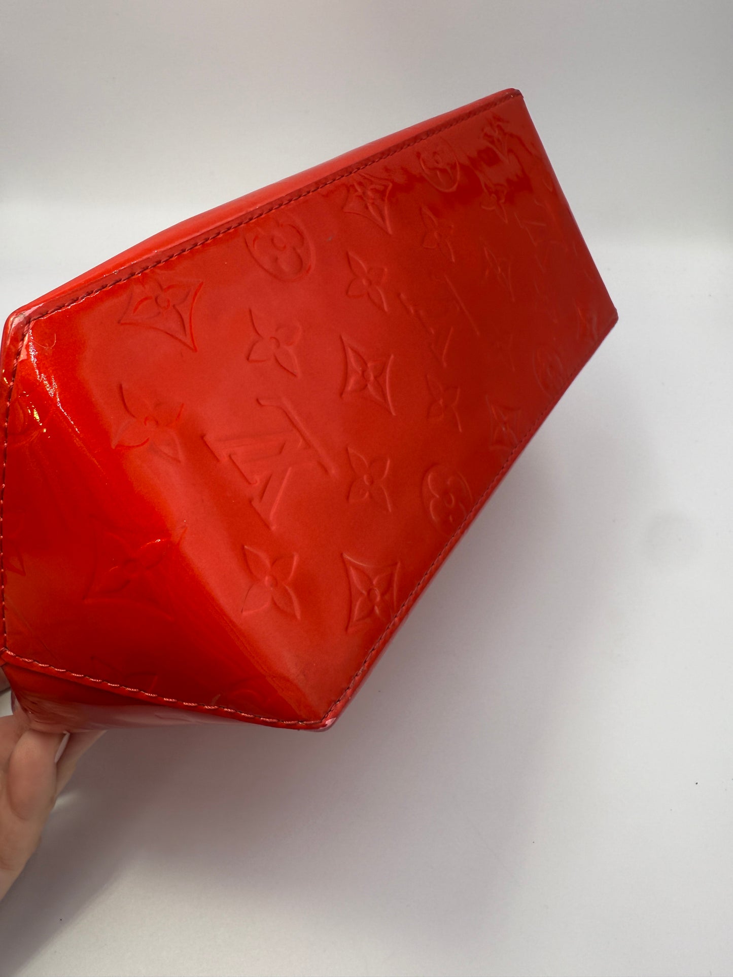 Louis Vuitton Tomato Red Vernis Reade PM TH1004