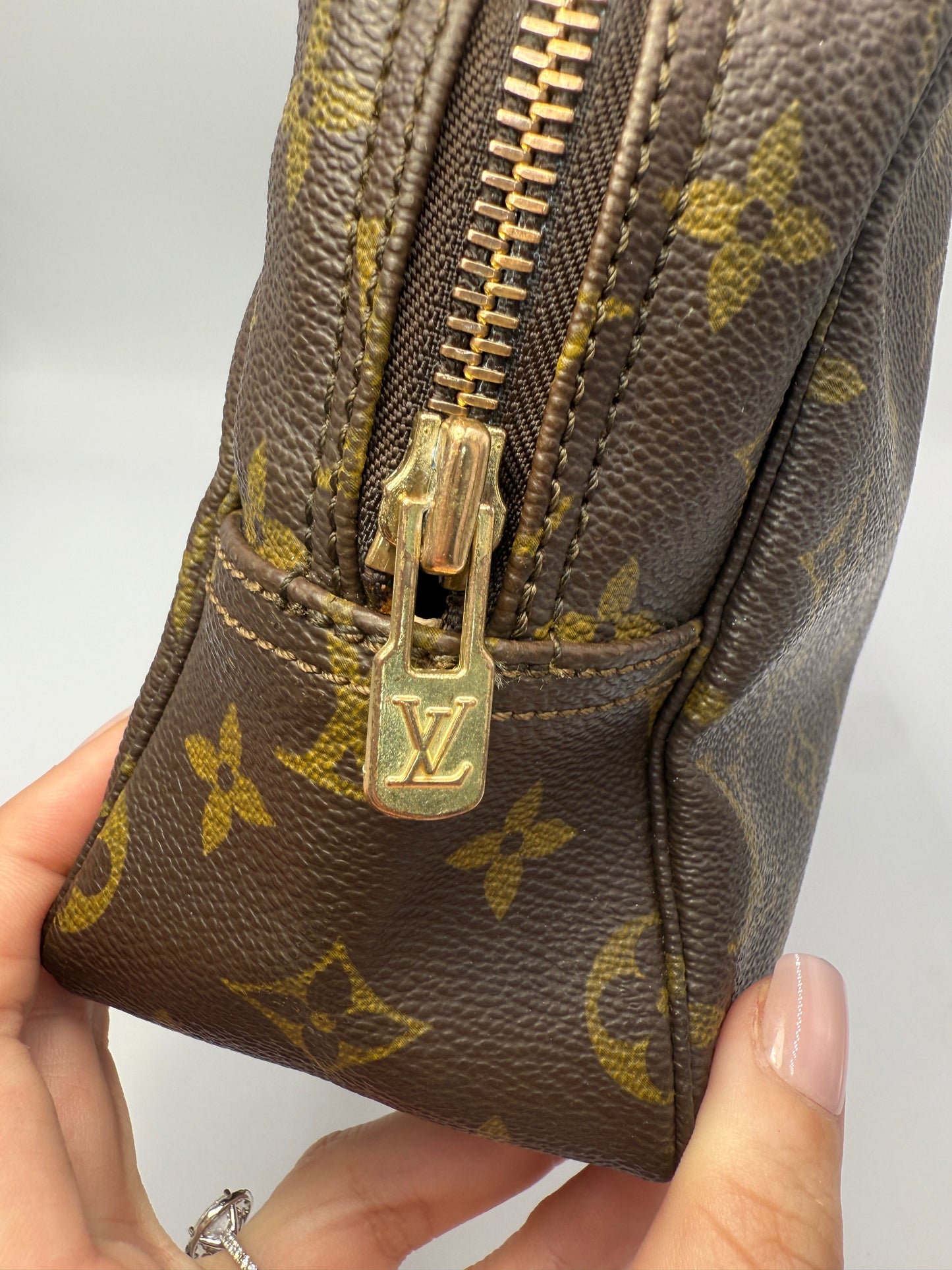 Louis Vuitton Monogram Coated Canvas Toiletry 28 cm