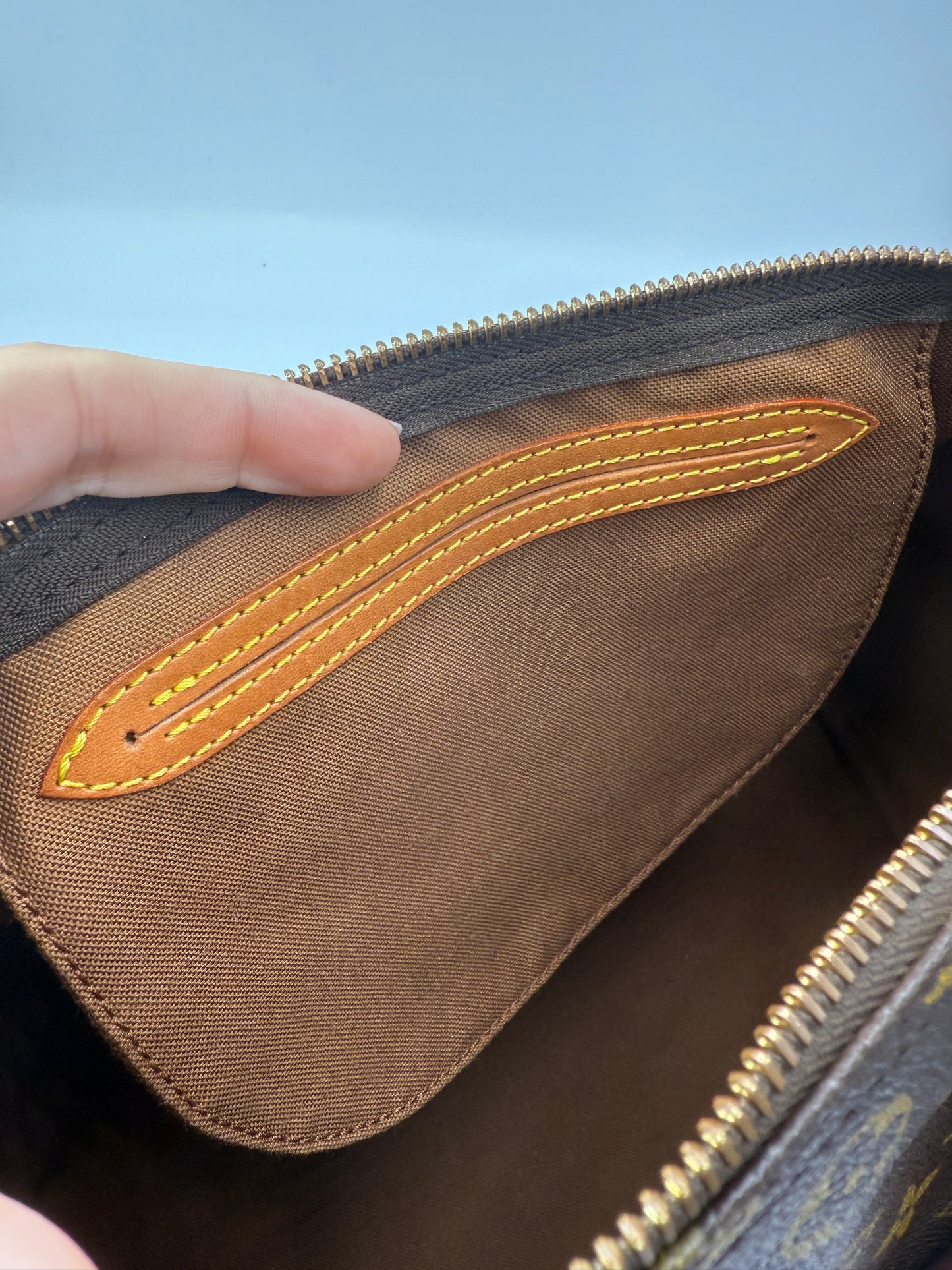 Louis Vuitton Monogram Coated Canvas Speedy 30 SP0935