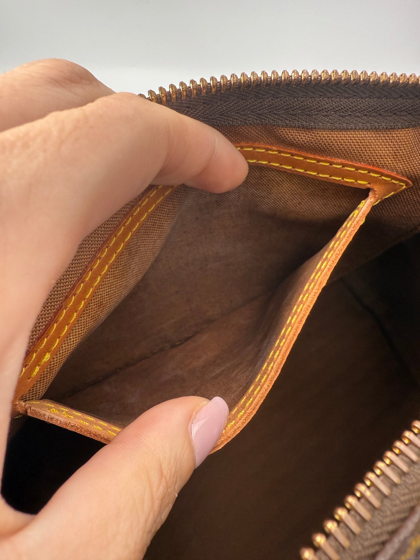 Louis Vuitton Monogram Coated Canvas Speedy 30 SP0935