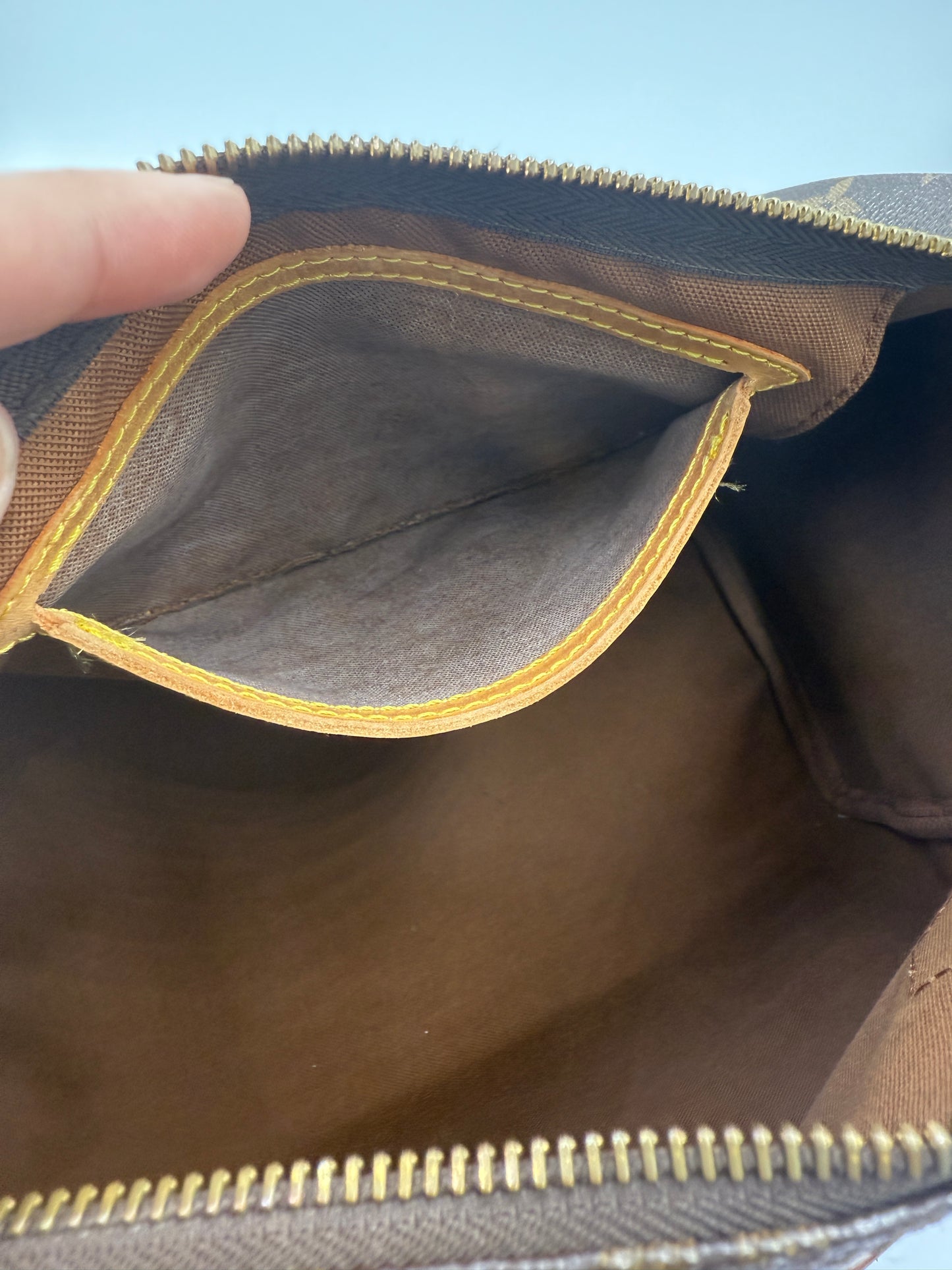 Louis Vuitton Monogram Speedy 30 VI1913