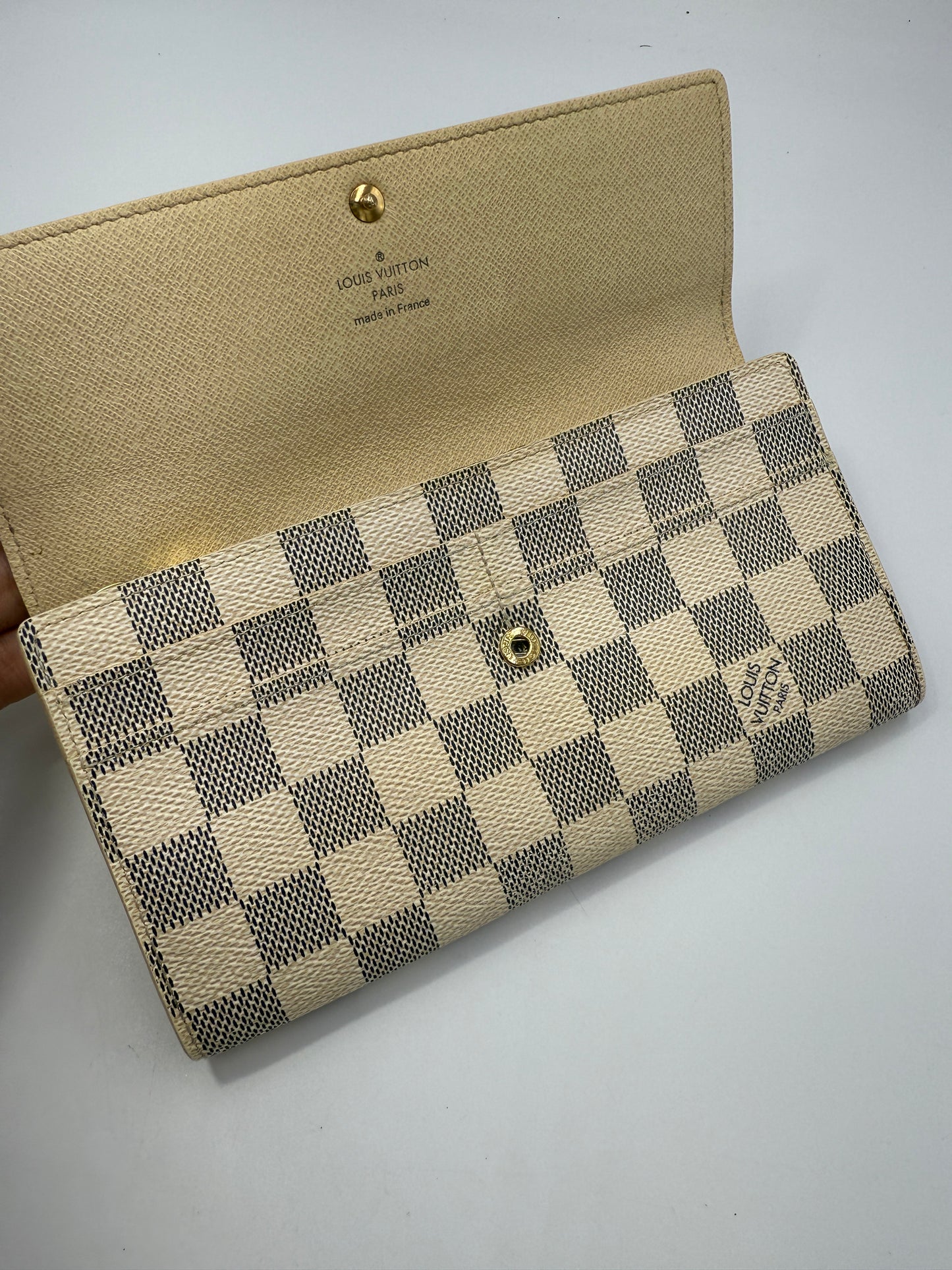 Louis Vuitton Damier Azur Sarah Wallet TH0068
