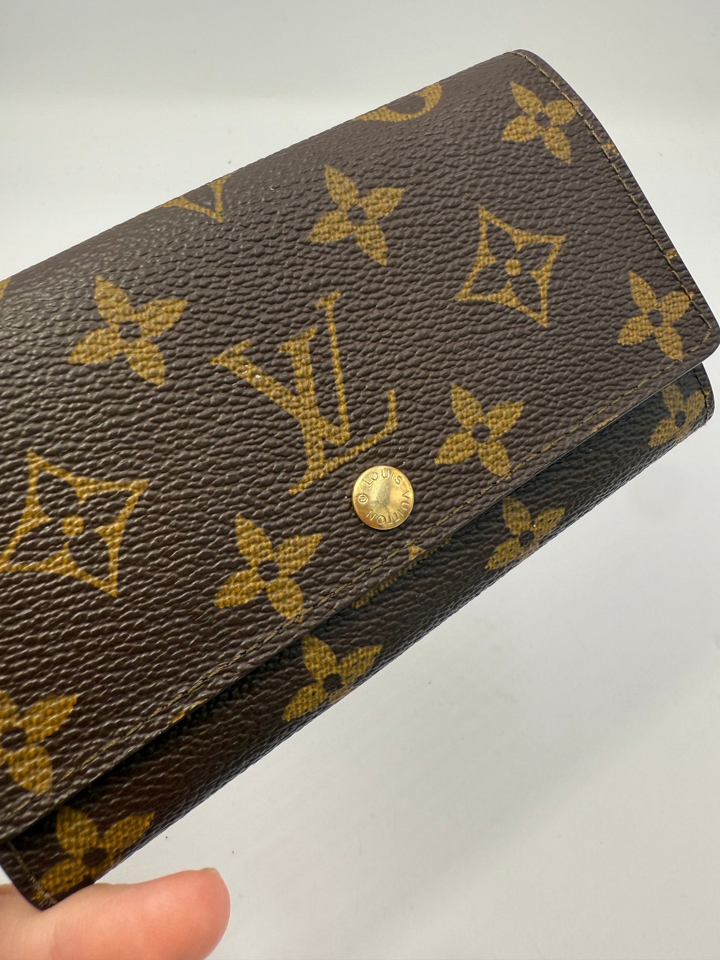 Louis Vuitton Monogram Compact Sarah Wallet