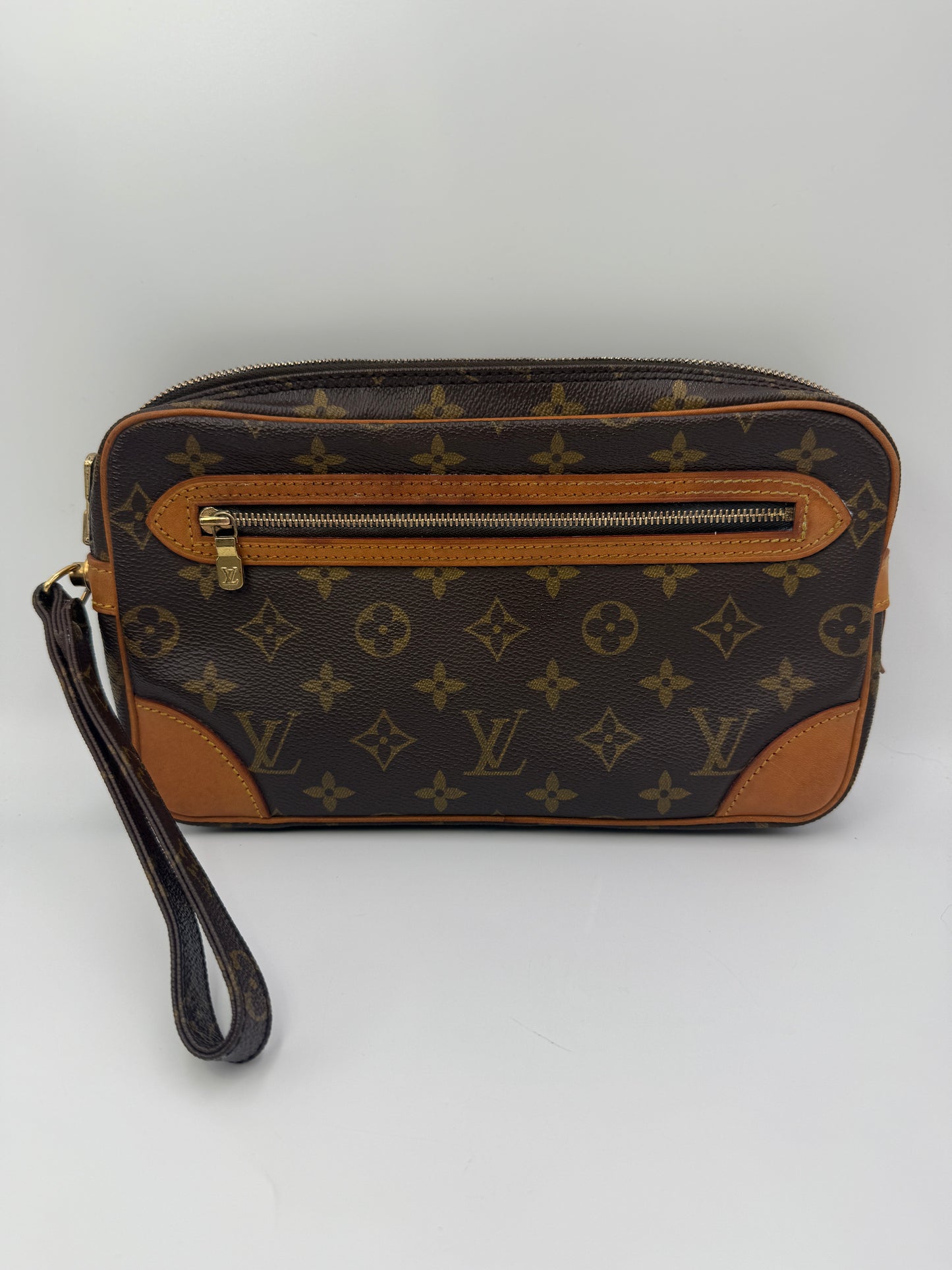 Louis Vuitton Monogram Wristlet 26 cm 884TH