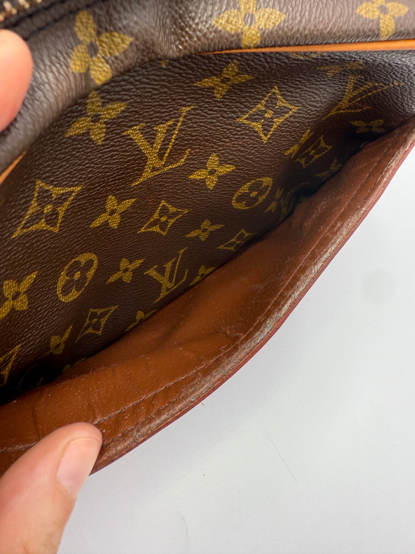 Louis Vuitton Monogram Trocadero 23 cm NO8909