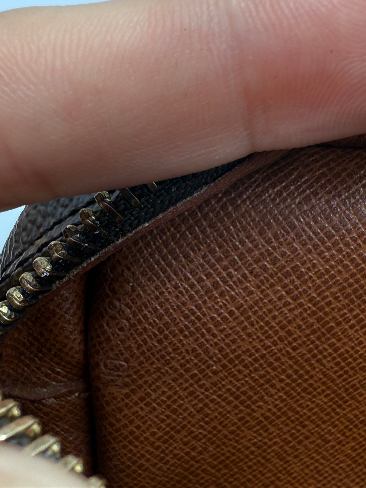 Louis Vuitton Monogram Trocadero 23 cm NO8909