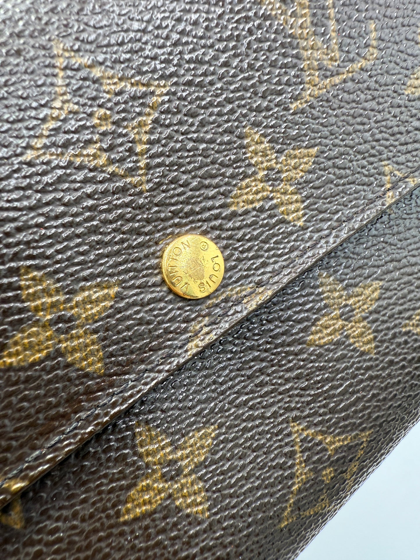 Louis Vuitton Monogram Sarah Wallet CA3101