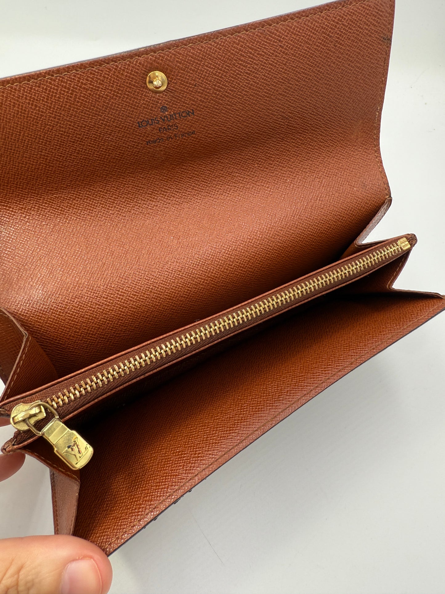 Louis Vuitton Monogram Sarah Wallet CA3101