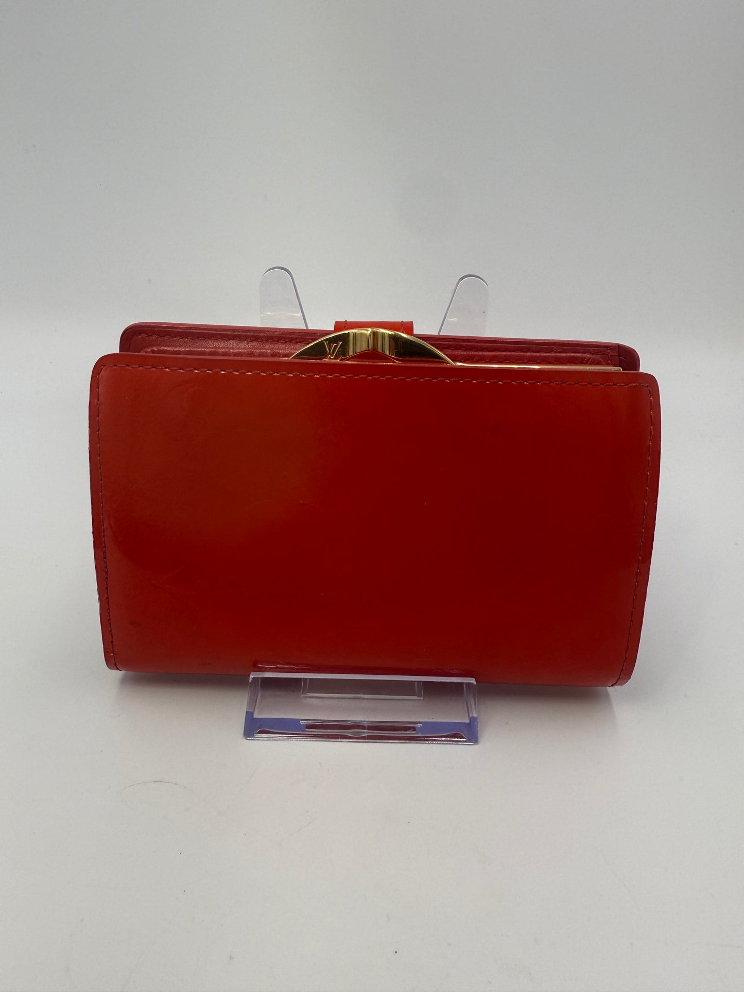 Louis Vuitton Red Vernis Kisslock Wallet MI1023