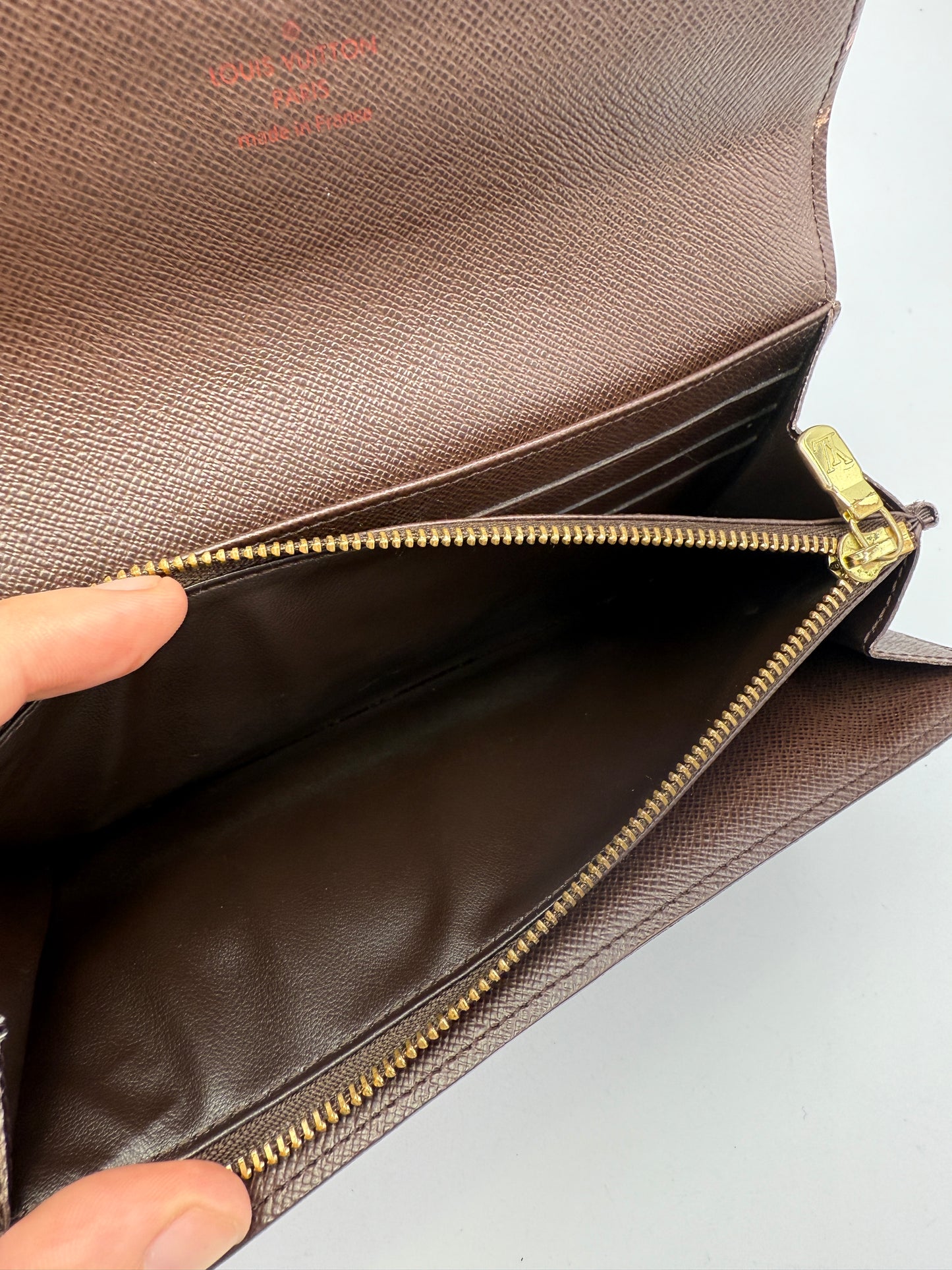 Louis Vuitton Damier Ebene Sarah Wallet CT0120