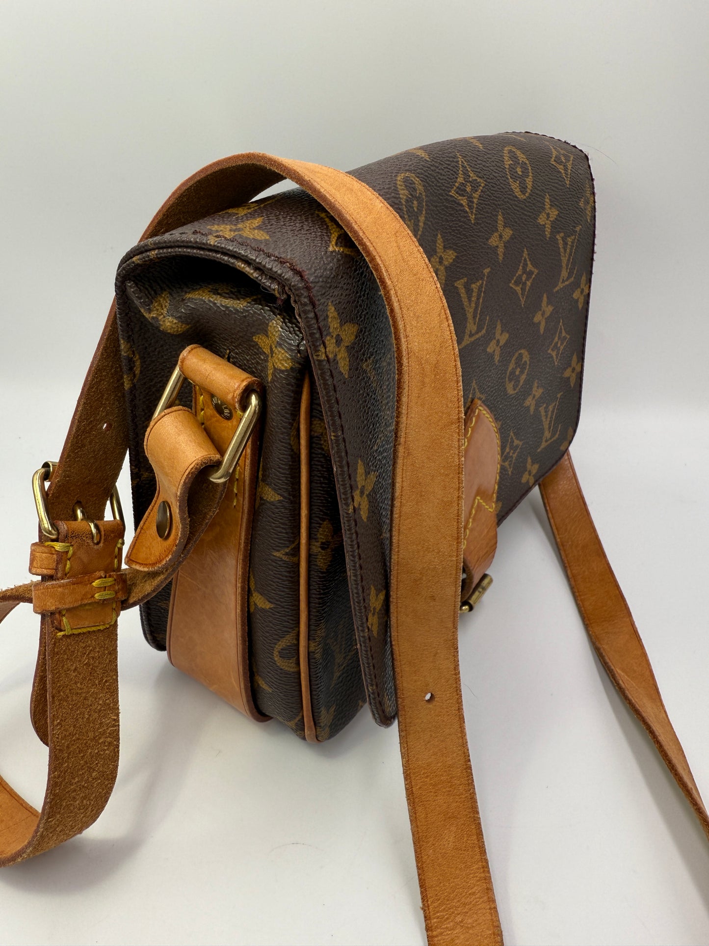 Louis Vuitton Monogram Cartouchiere MM Crossbody Shoulder Bag SL0965