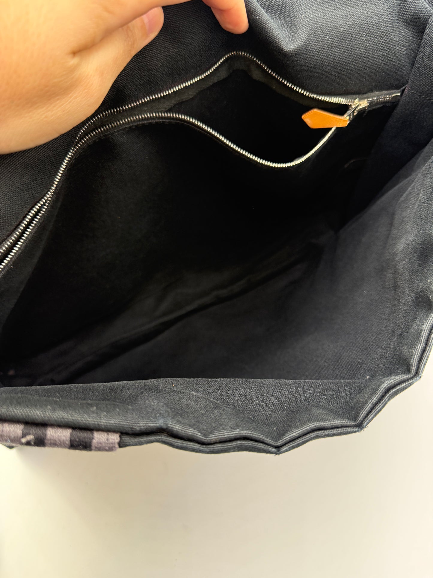 Hermes Black Grey Messenger Crossbody Bag