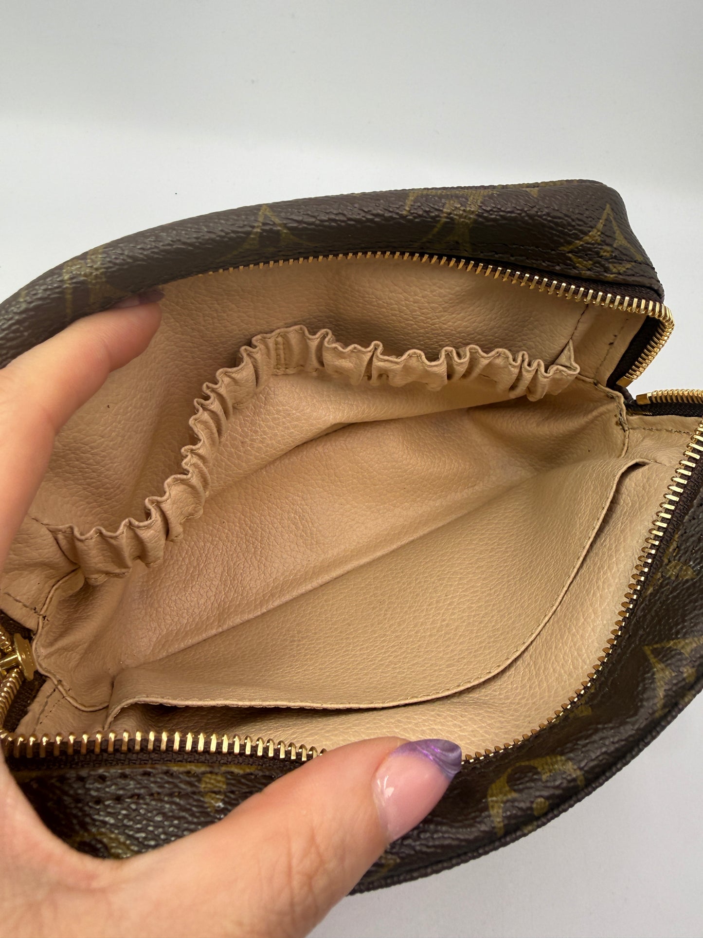 Louis Vuitton Monogram Coated Canvas Trousse Toiletry 18 cm 834