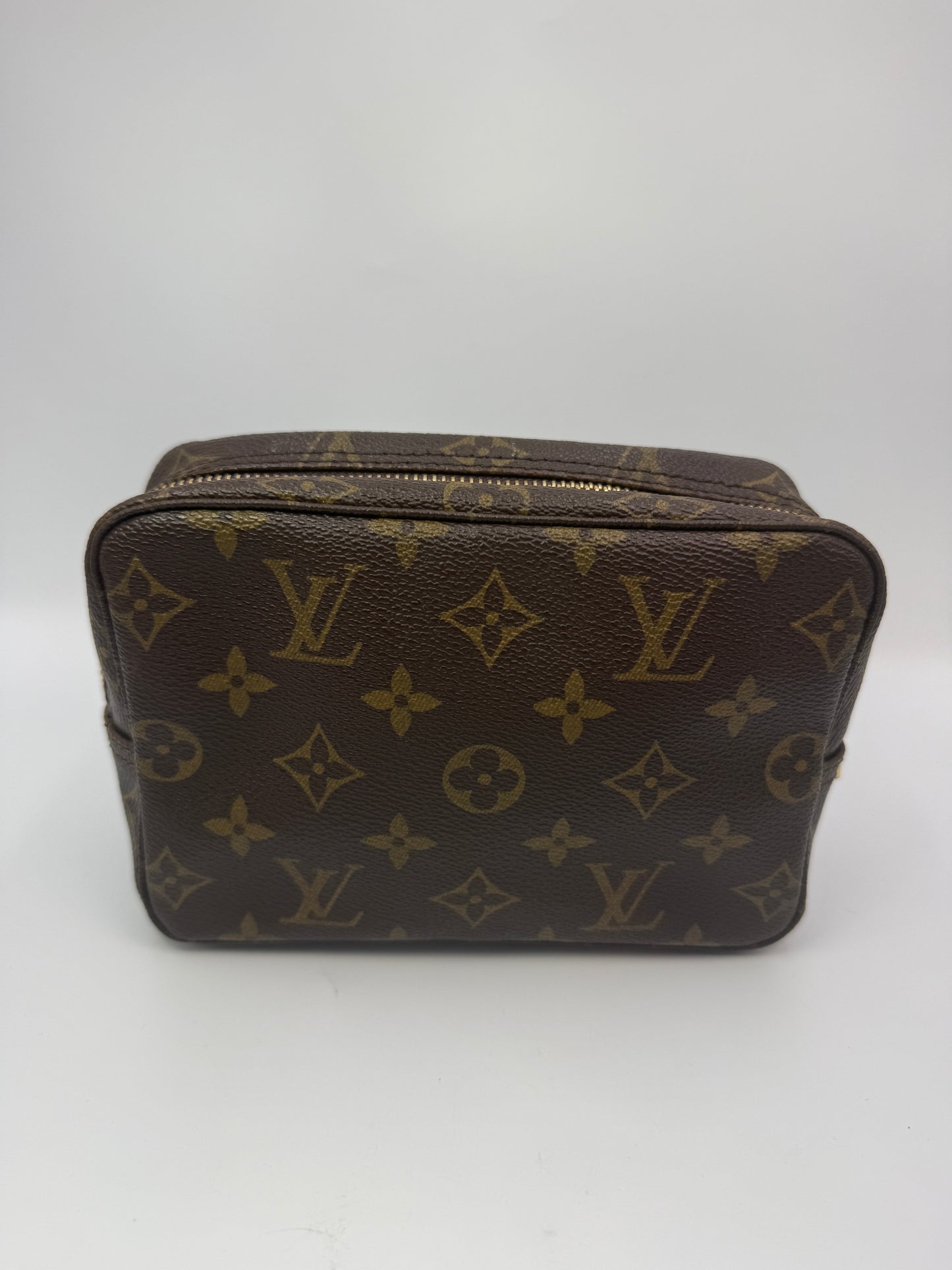 Louis Vuitton Monogram Coated Canvas Trousse Toiletry 18 cm 834