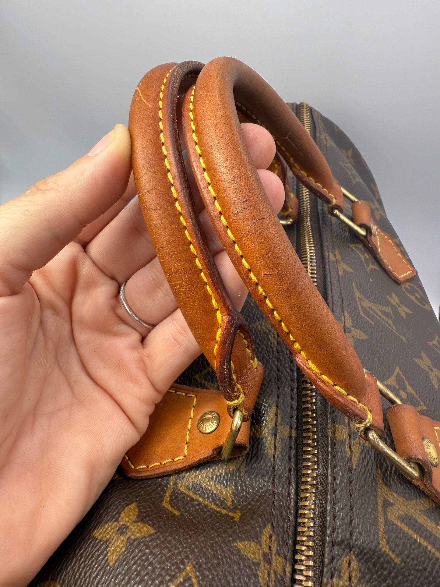 Louis Vuitton Monogram Speedy 40 SP0020