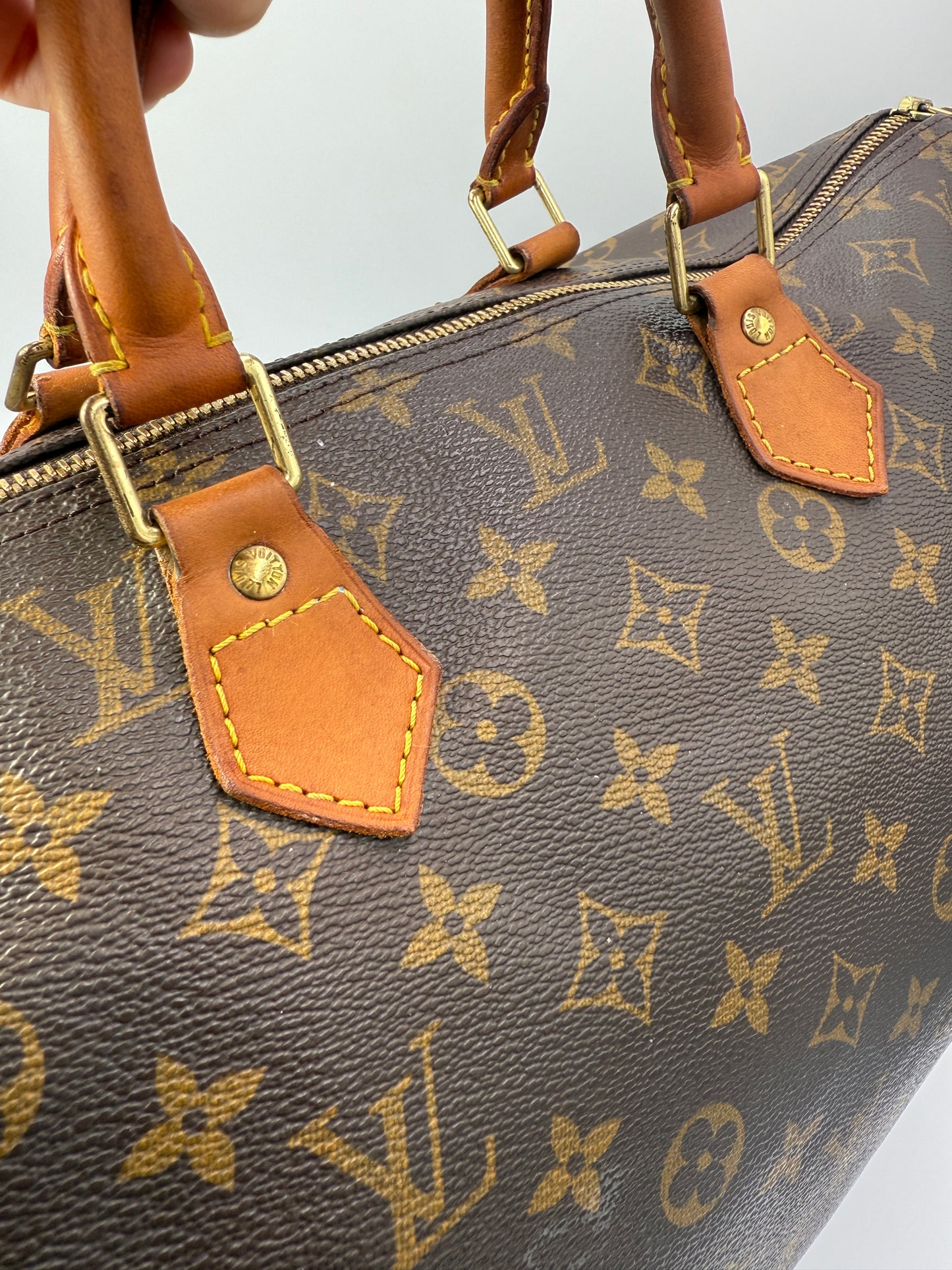 Louis Vuitton Monogram Speedy 40 SP0020