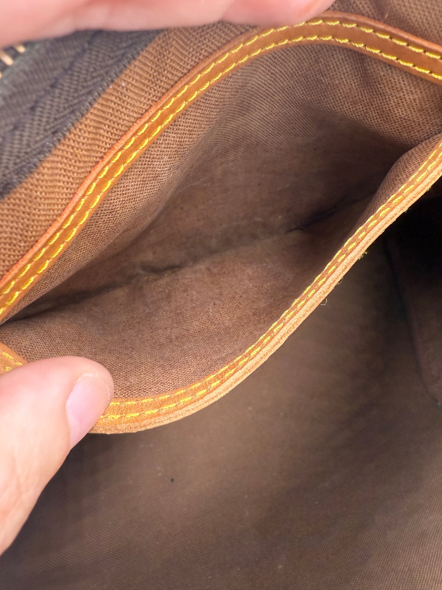 Louis Vuitton Monogram Speedy 25 SP0915