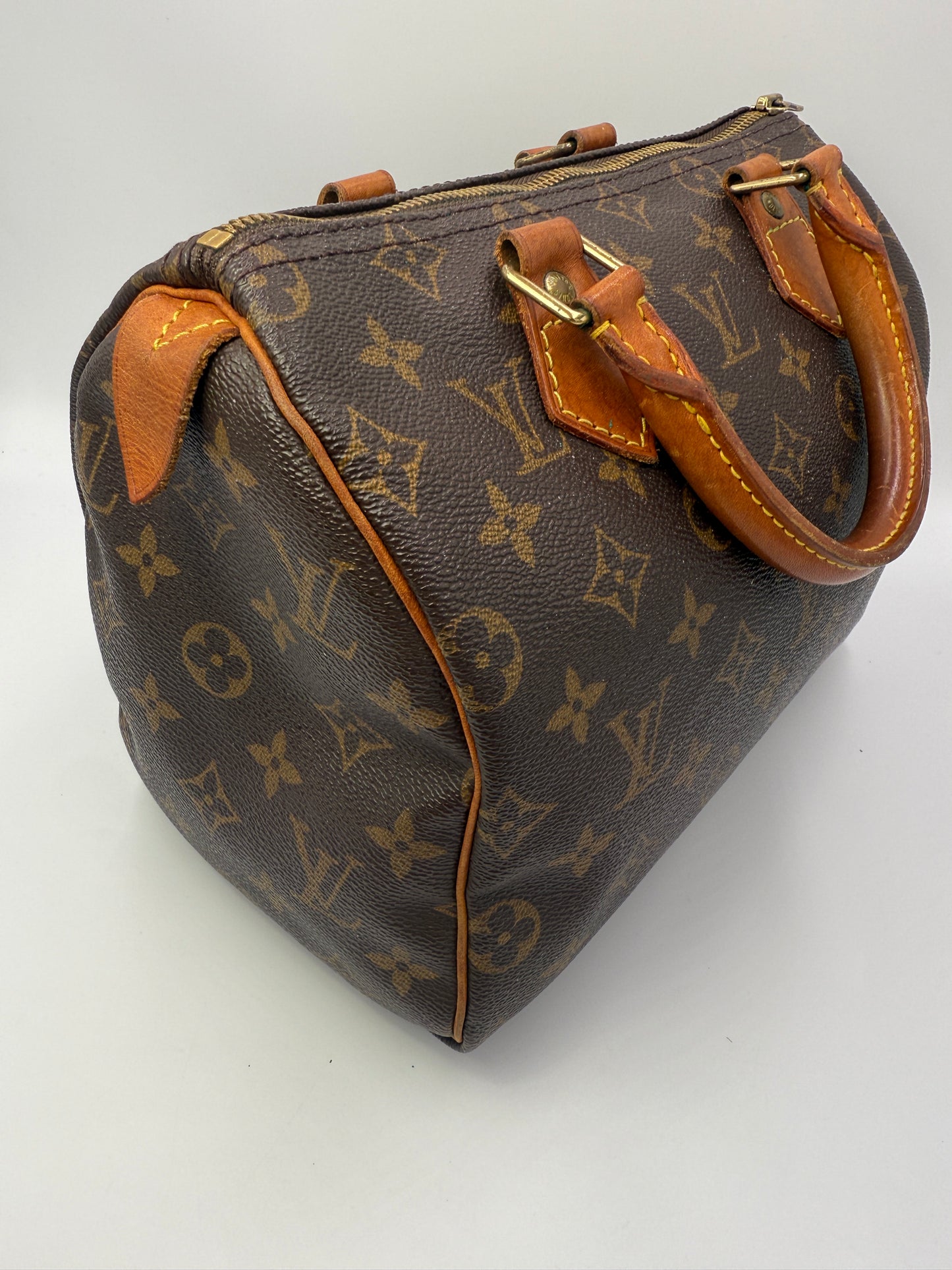 Louis Vuitton Monogram Speedy 25 SP0915