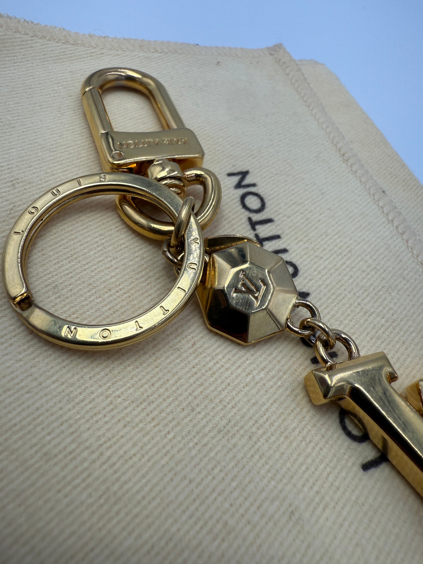 Louis Vuitton Gold Large LV Logo Bag Charm DI1201