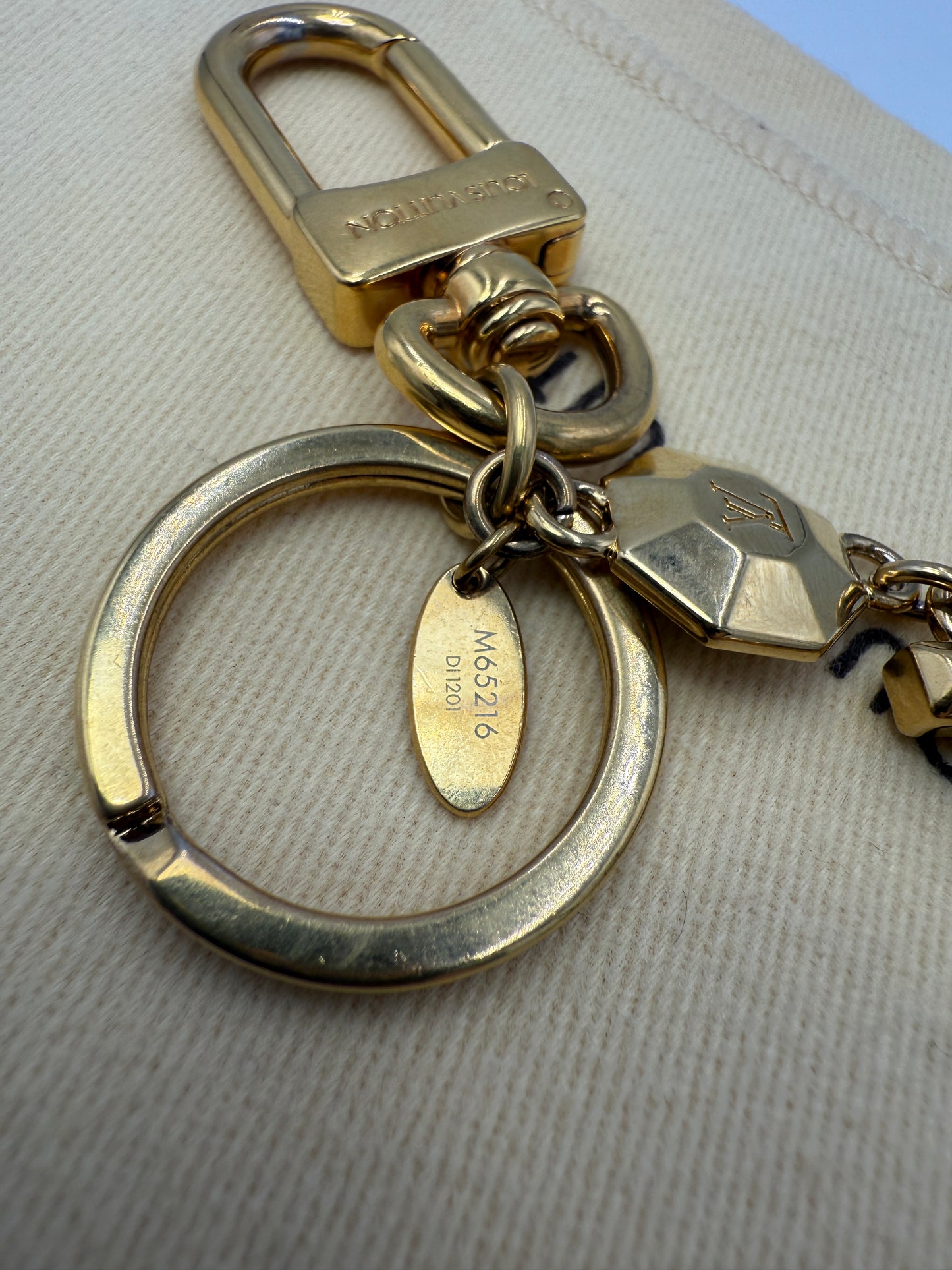 Louis Vuitton Gold Large LV Logo Bag Charm DI1201