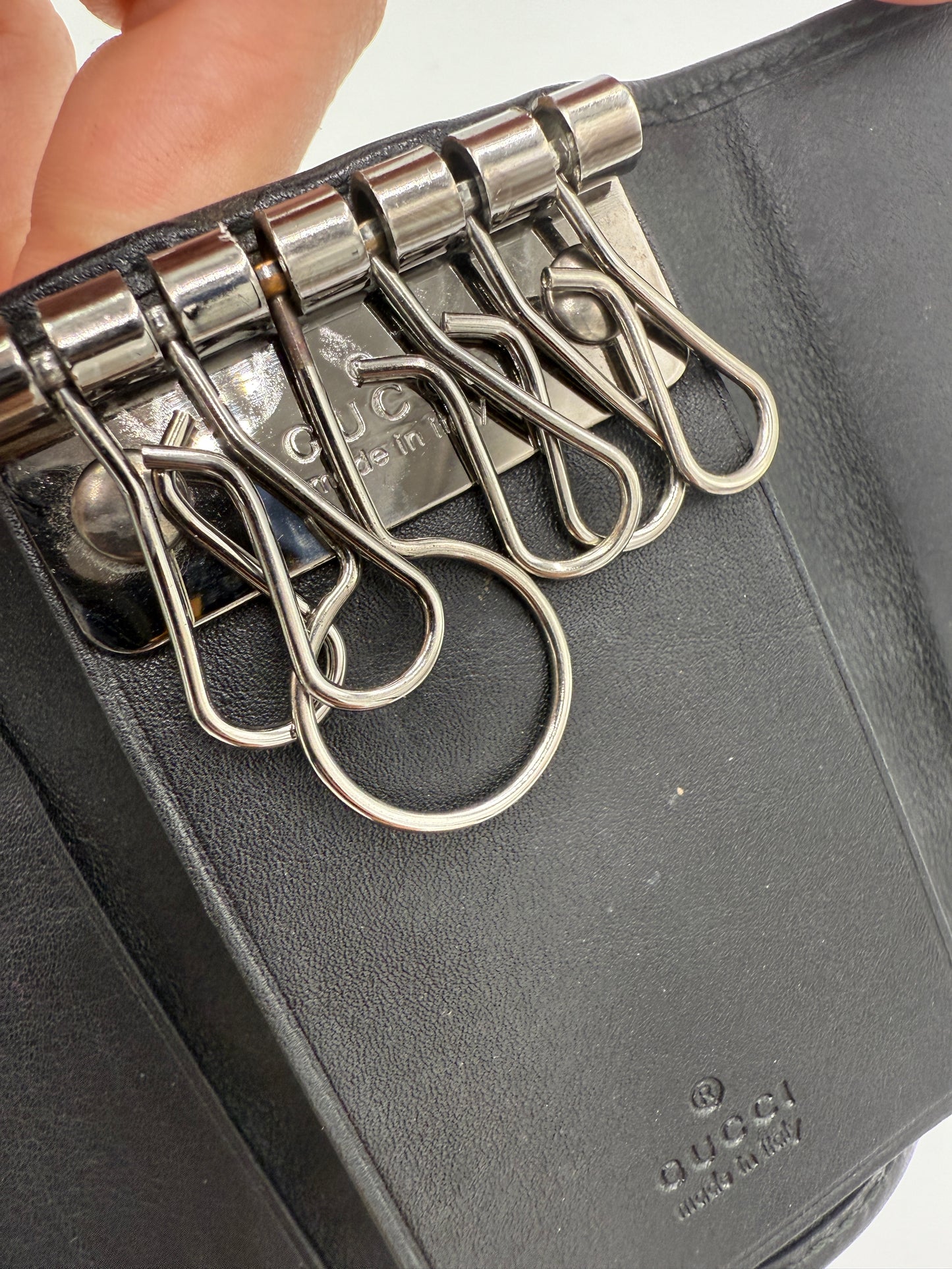 Gucci Guccissima Sherry Black Leather 6 Key Holder