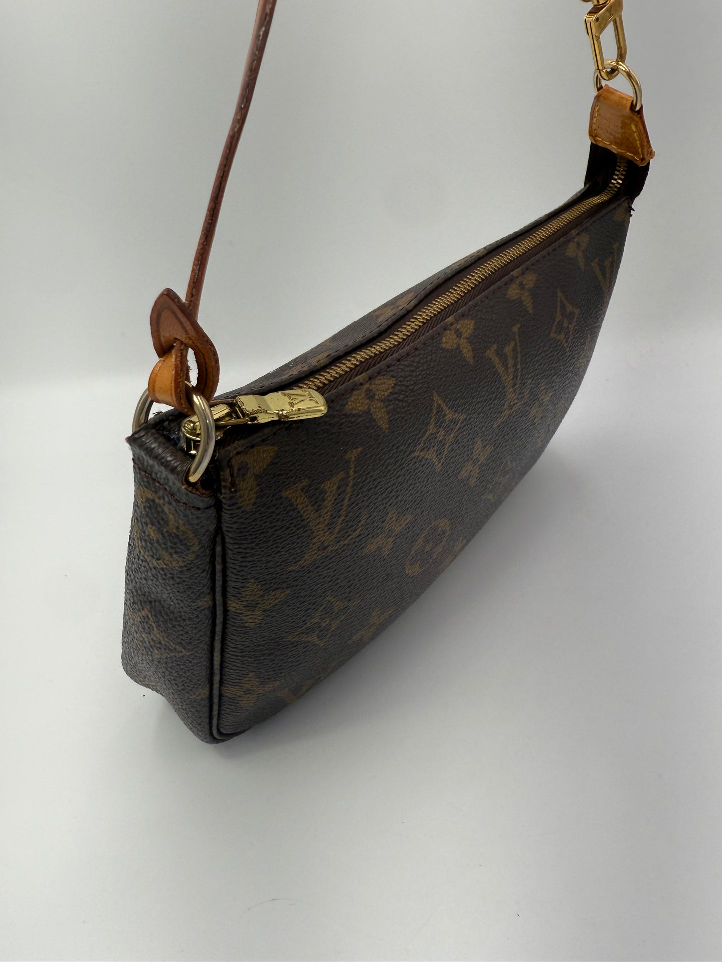 Louis Vuitton Monogram Pochette with Vachetta Leather Strap AR0939