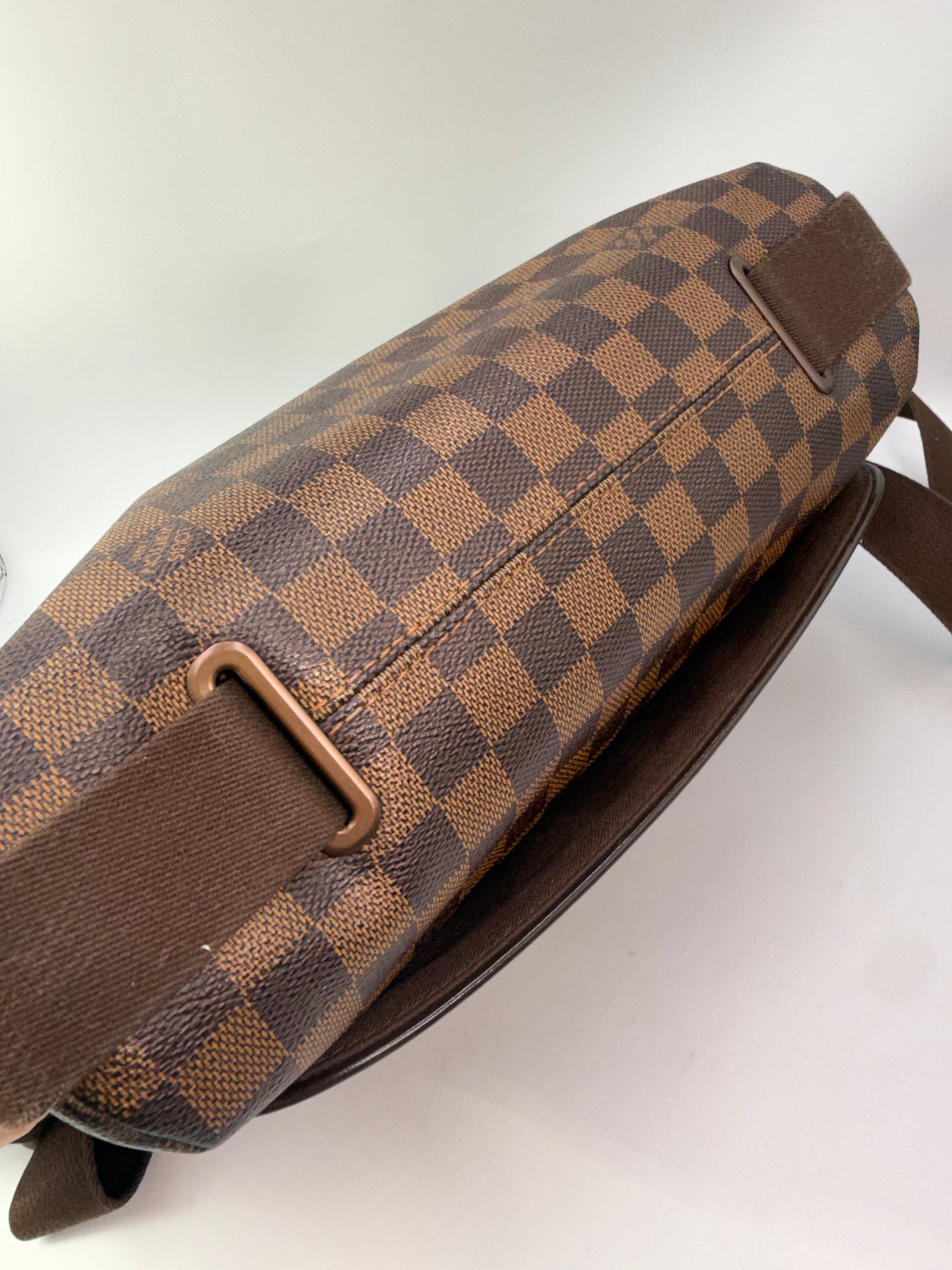 Louis Vuitton Damier Ebene Messenger Crossbody SR0170
